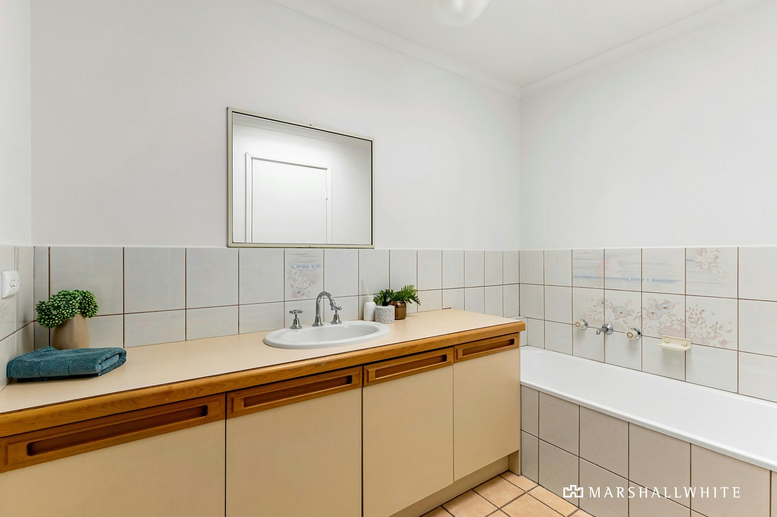 1/52 Shepherd Street, Surrey Hills, VIC