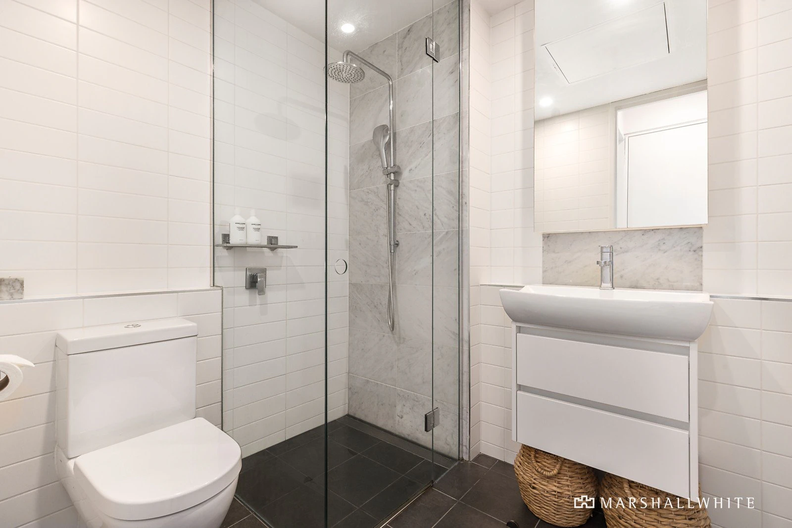 203/687 Toorak Road, Kooyong, VIC