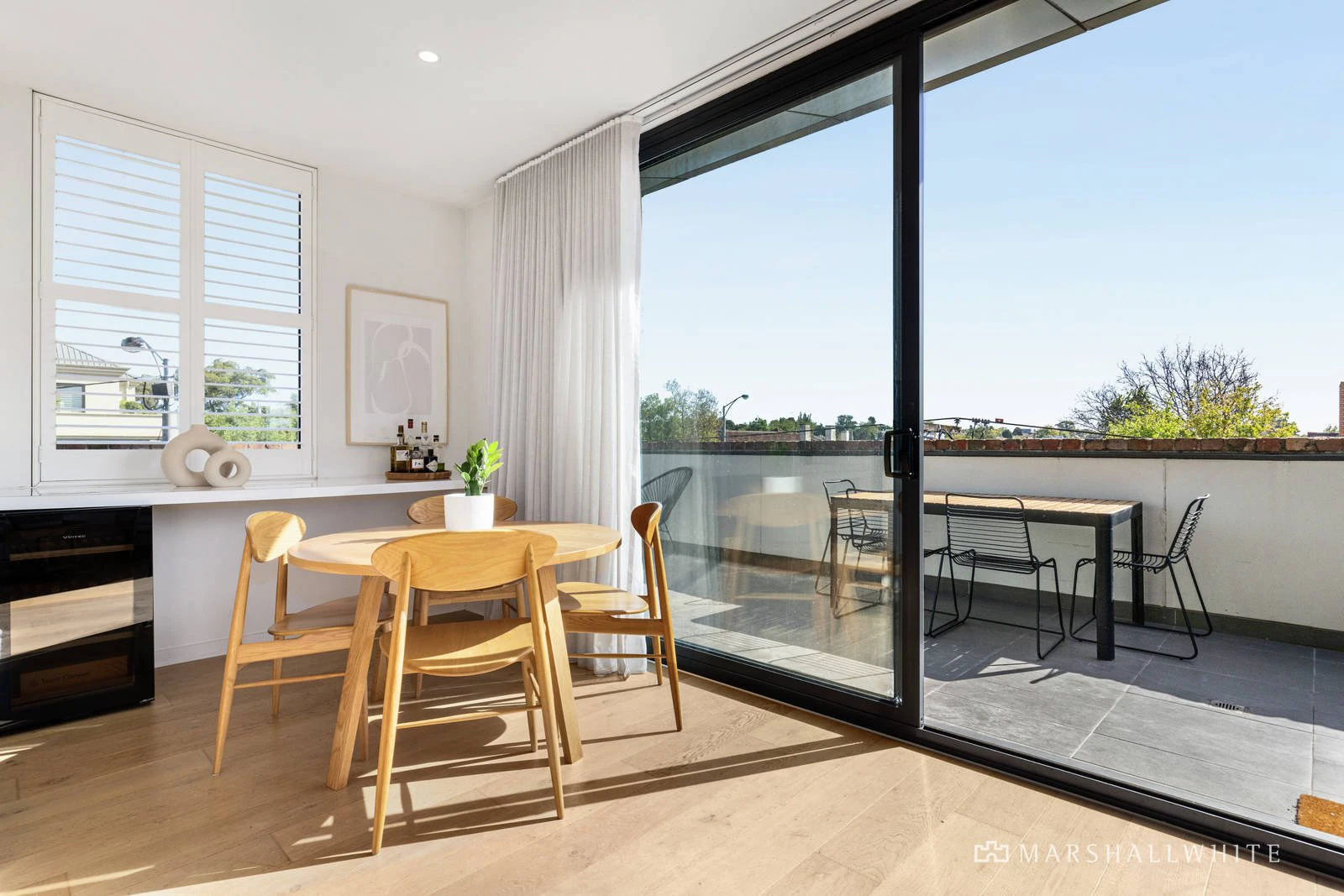 203/687 Toorak Road, Kooyong, VIC