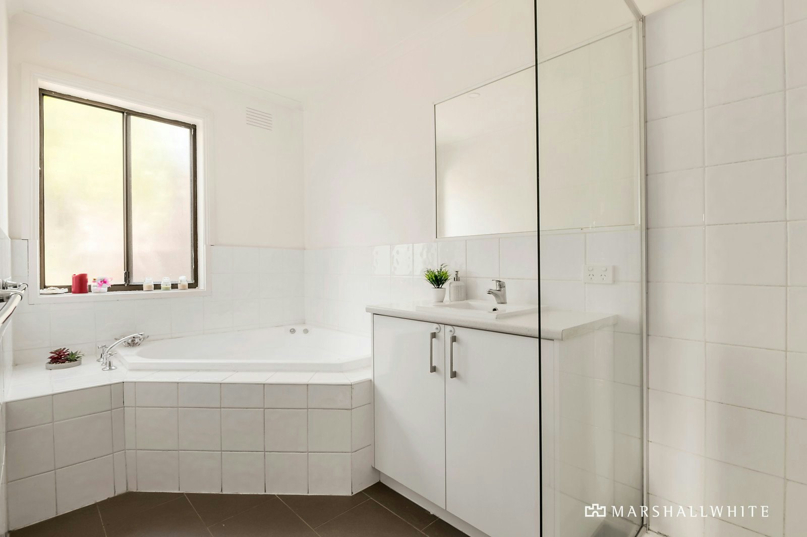 28 The Wallaby Run, Chirnside Park, VIC