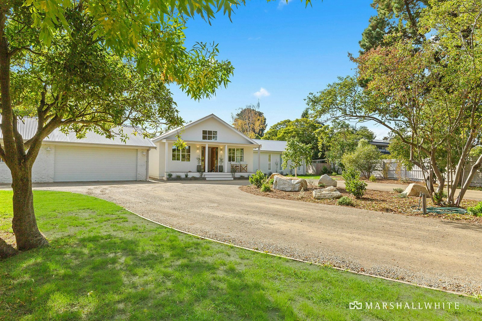 11 Rosedale Grove, Frankston South, VIC
