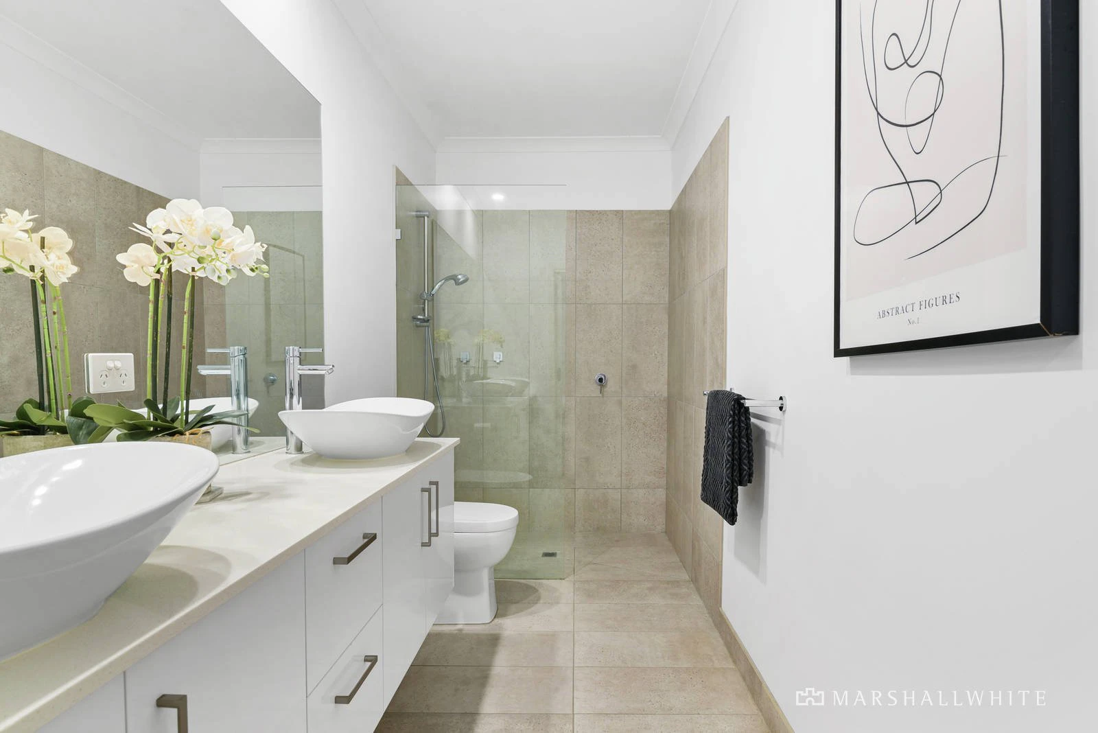 2 Adelaide Street, Mornington, VIC