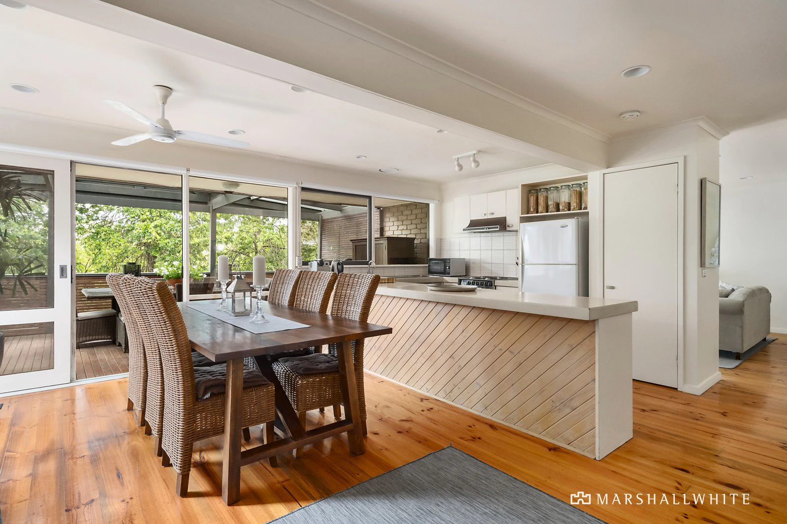 6 Catherine Avenue, Doncaster East, VIC
