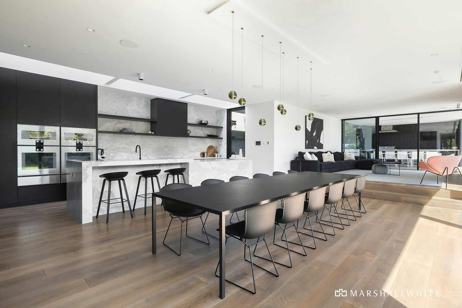 14 Rosedale Road, Glen Iris, VIC