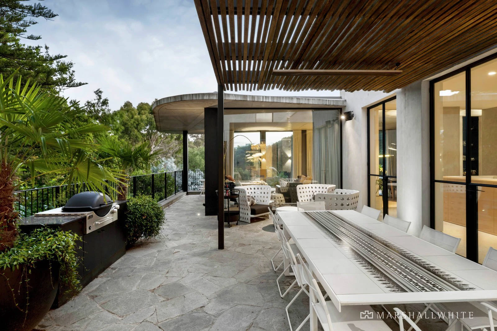 2 Yarra Grove, Hawthorn, VIC