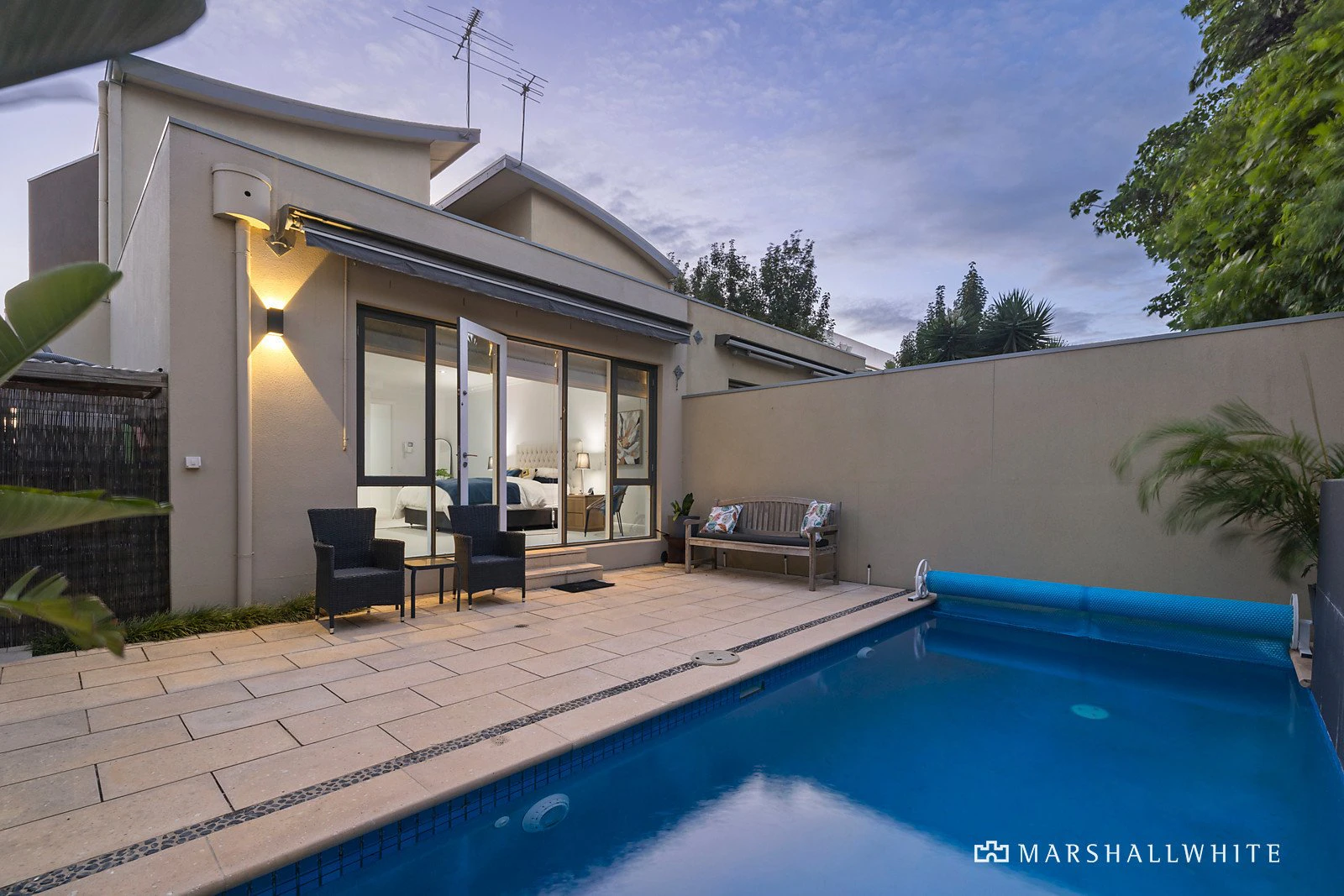42B Beach Road, Hampton, VIC