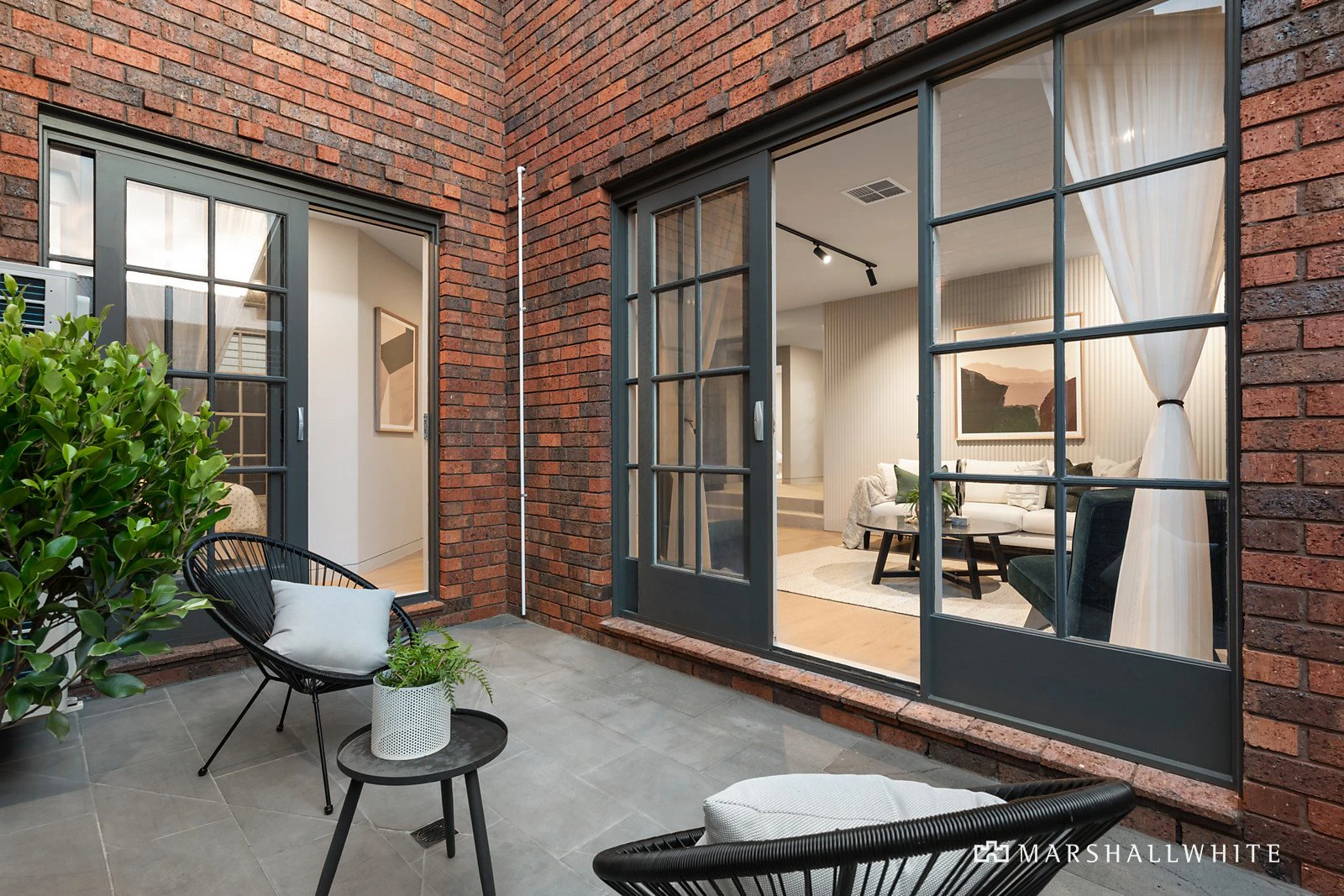 4 Bourne Road, Glen Iris, VIC