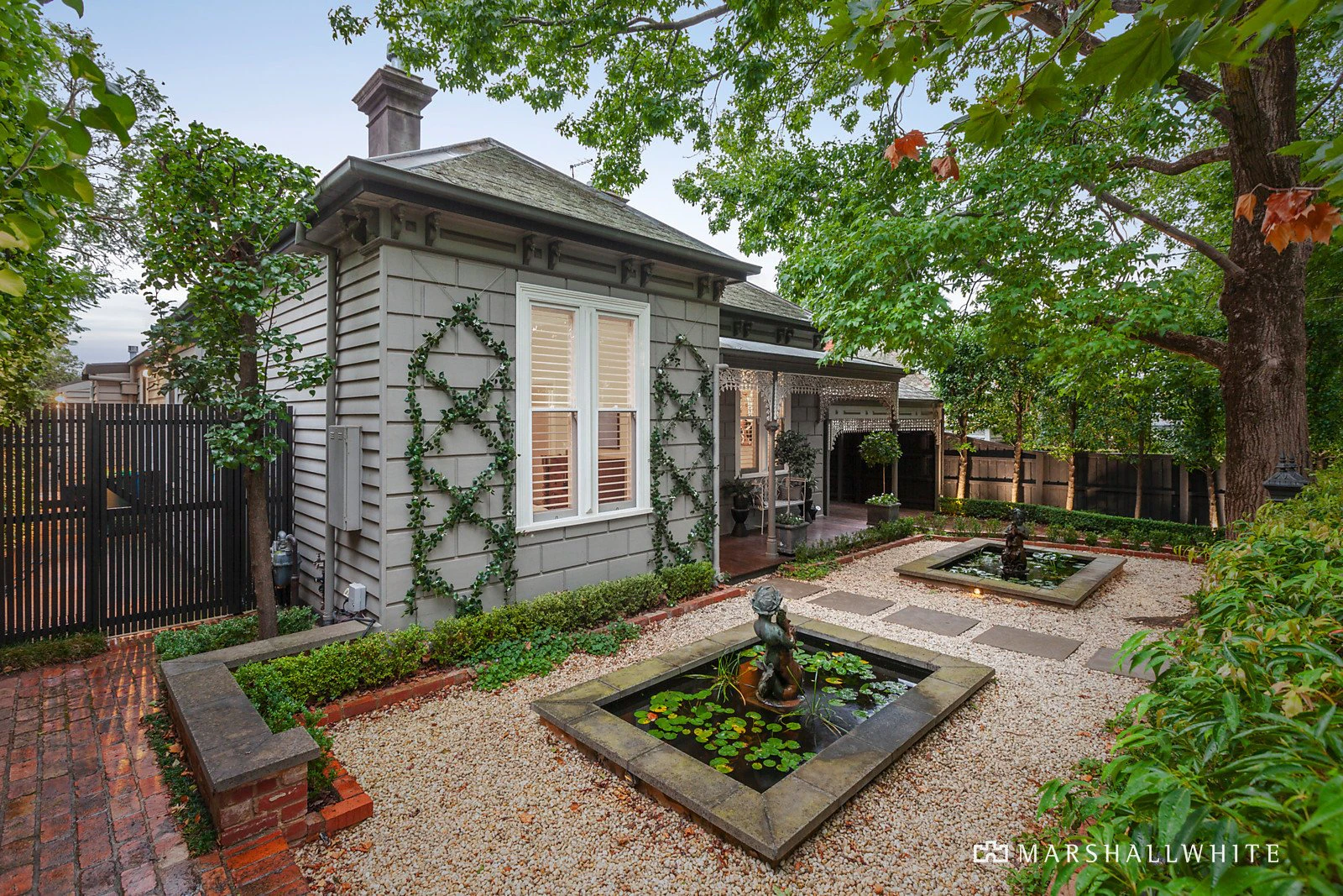 21 Bryson Street, Canterbury, VIC