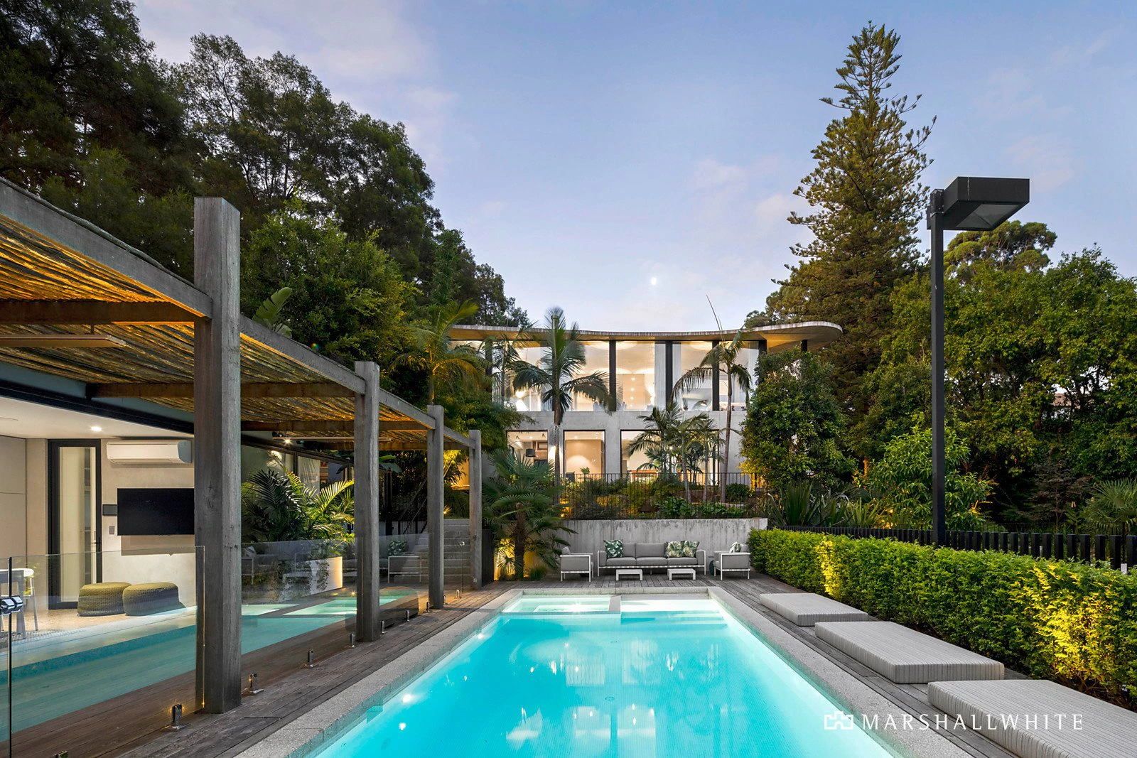2 Yarra Grove, Hawthorn, VIC