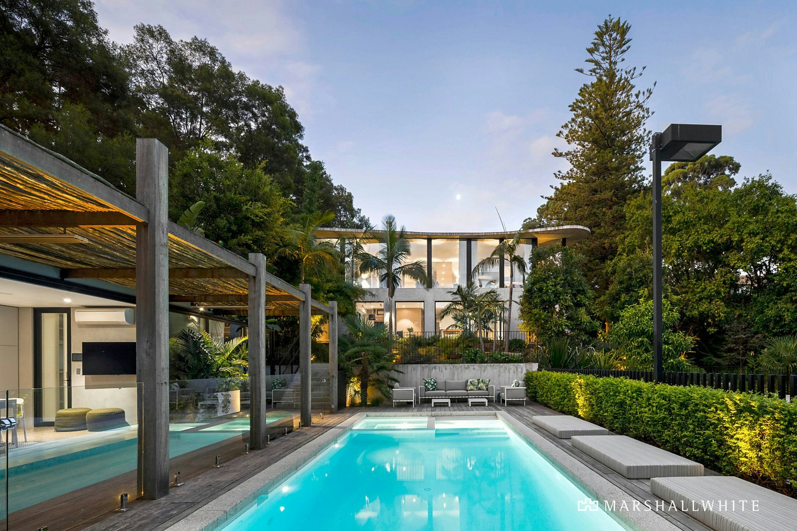 2 Yarra Grove, Hawthorn, VIC