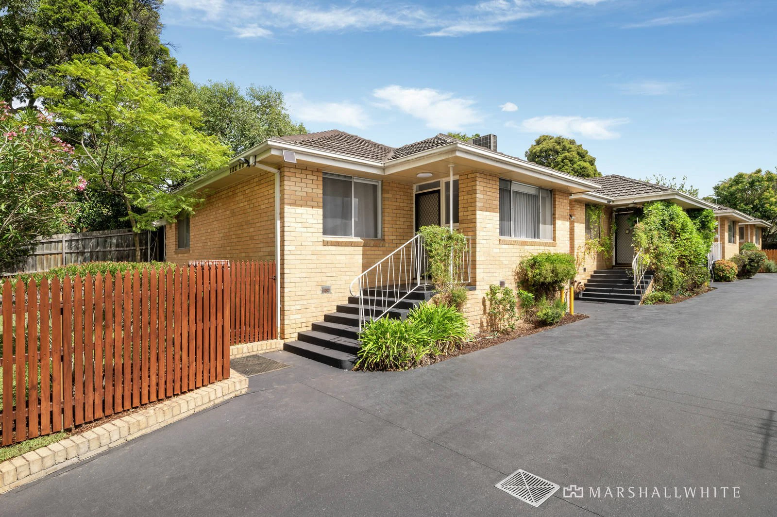 1 /14 Essex Road, Surrey Hills, VIC