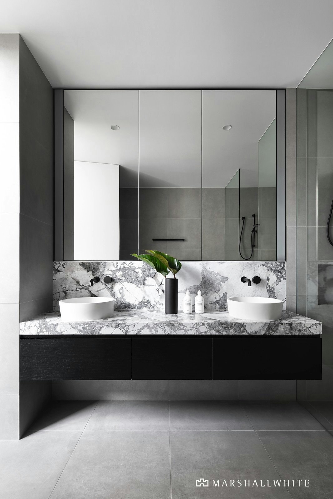 14 Rosedale Road, Glen Iris, VIC