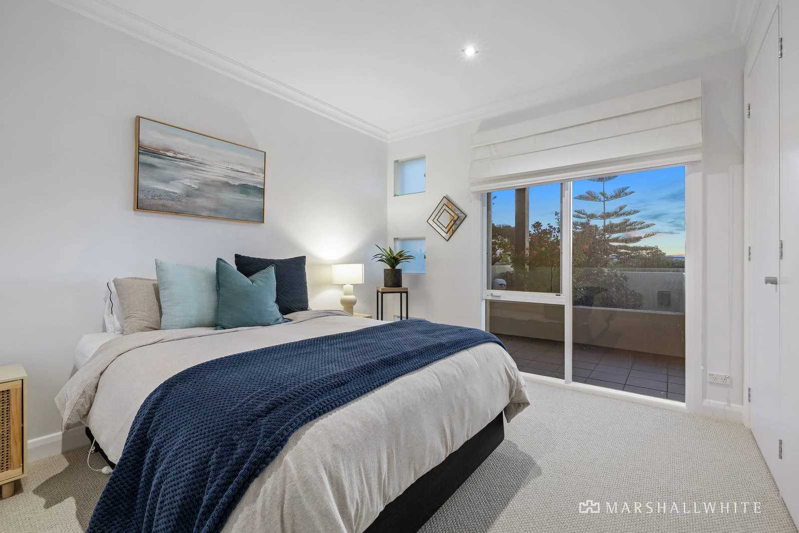 42B Beach Road, Hampton, VIC