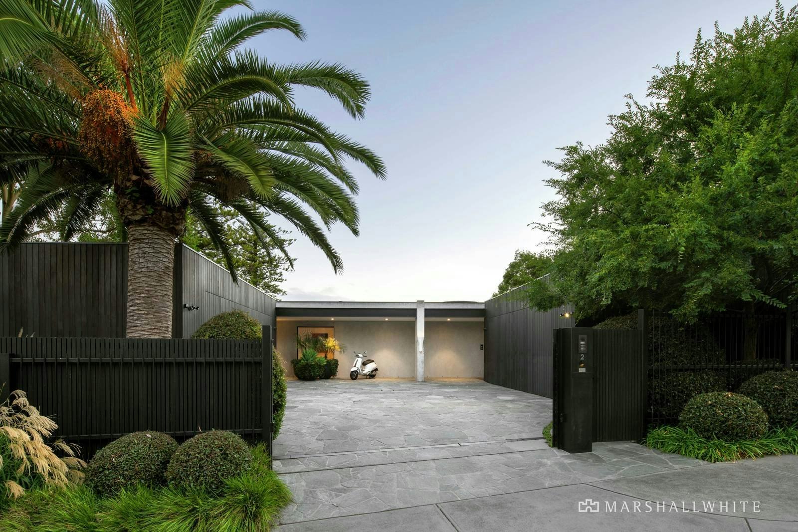 2 Yarra Grove, Hawthorn, VIC