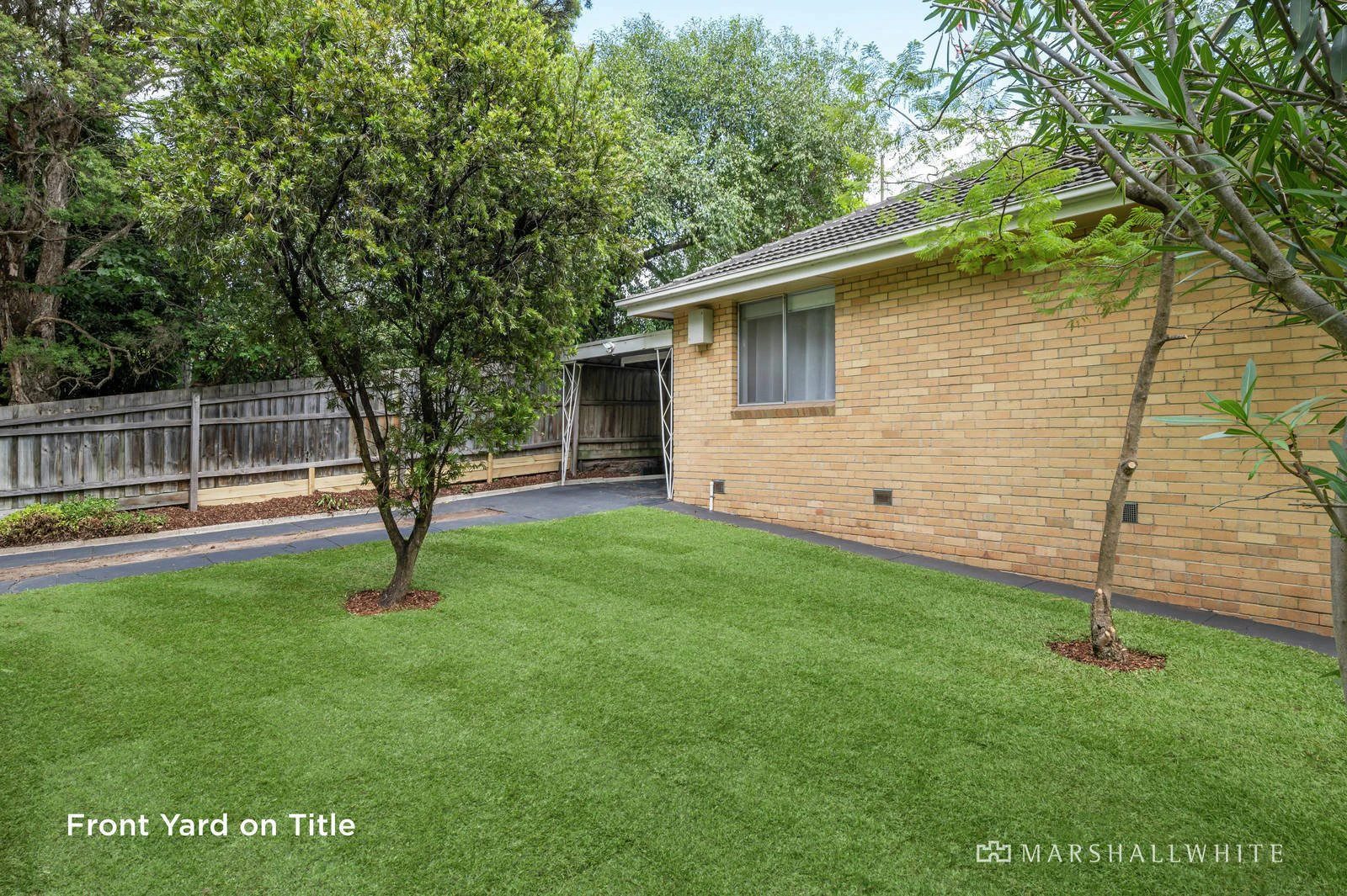 1 /14 Essex Road, Surrey Hills, VIC