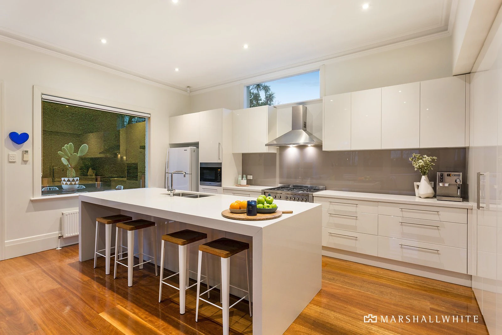9 Bailey Avenue, Armadale, VIC