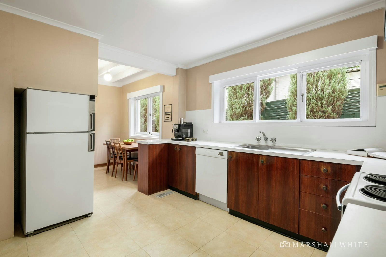 11 Goldthorns Avenue, Kew, VIC