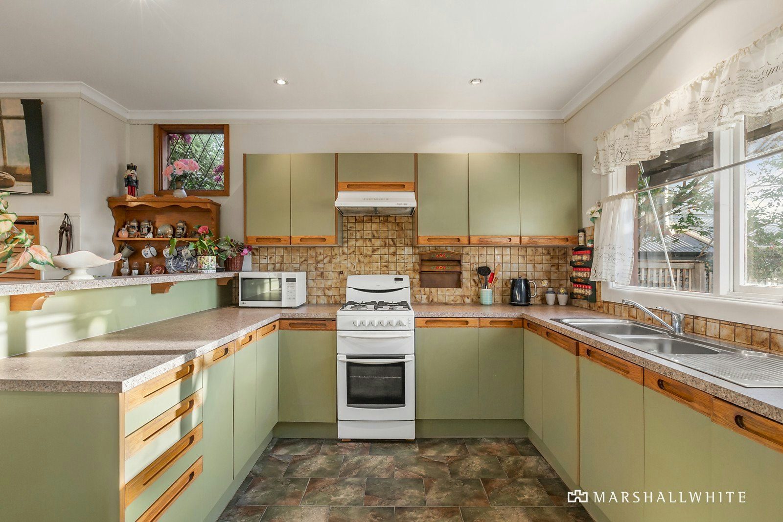 24 St Johns Avenue, Camberwell, VIC