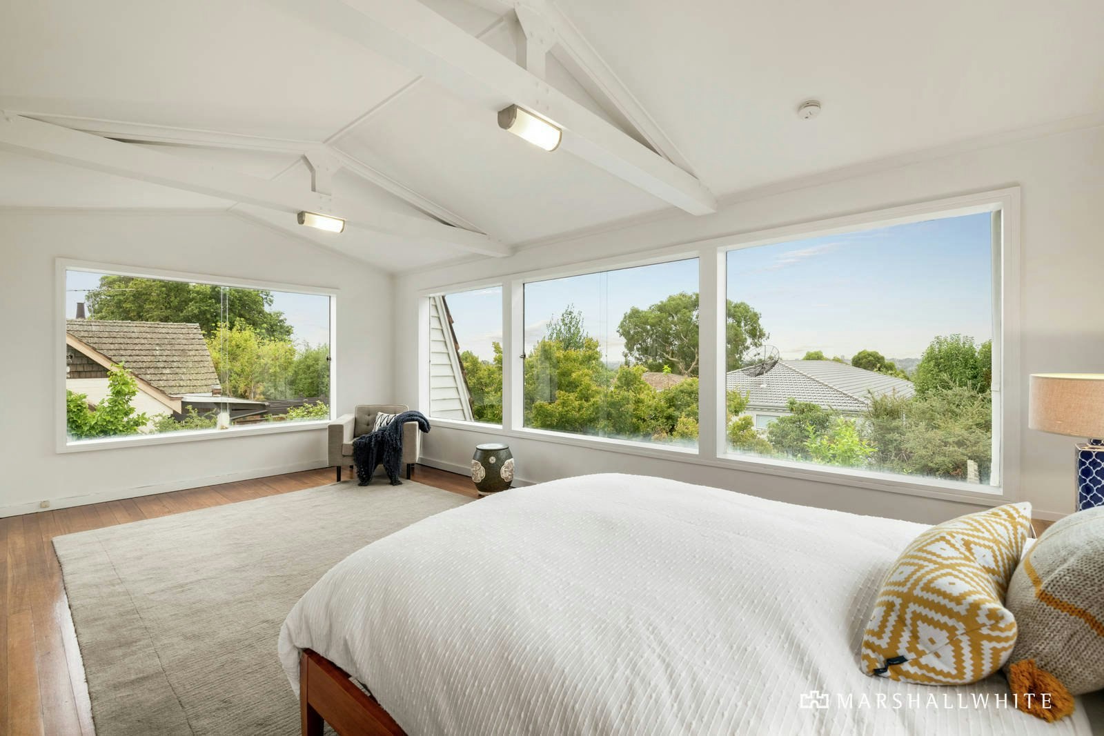 11 Goldthorns Avenue, Kew, VIC