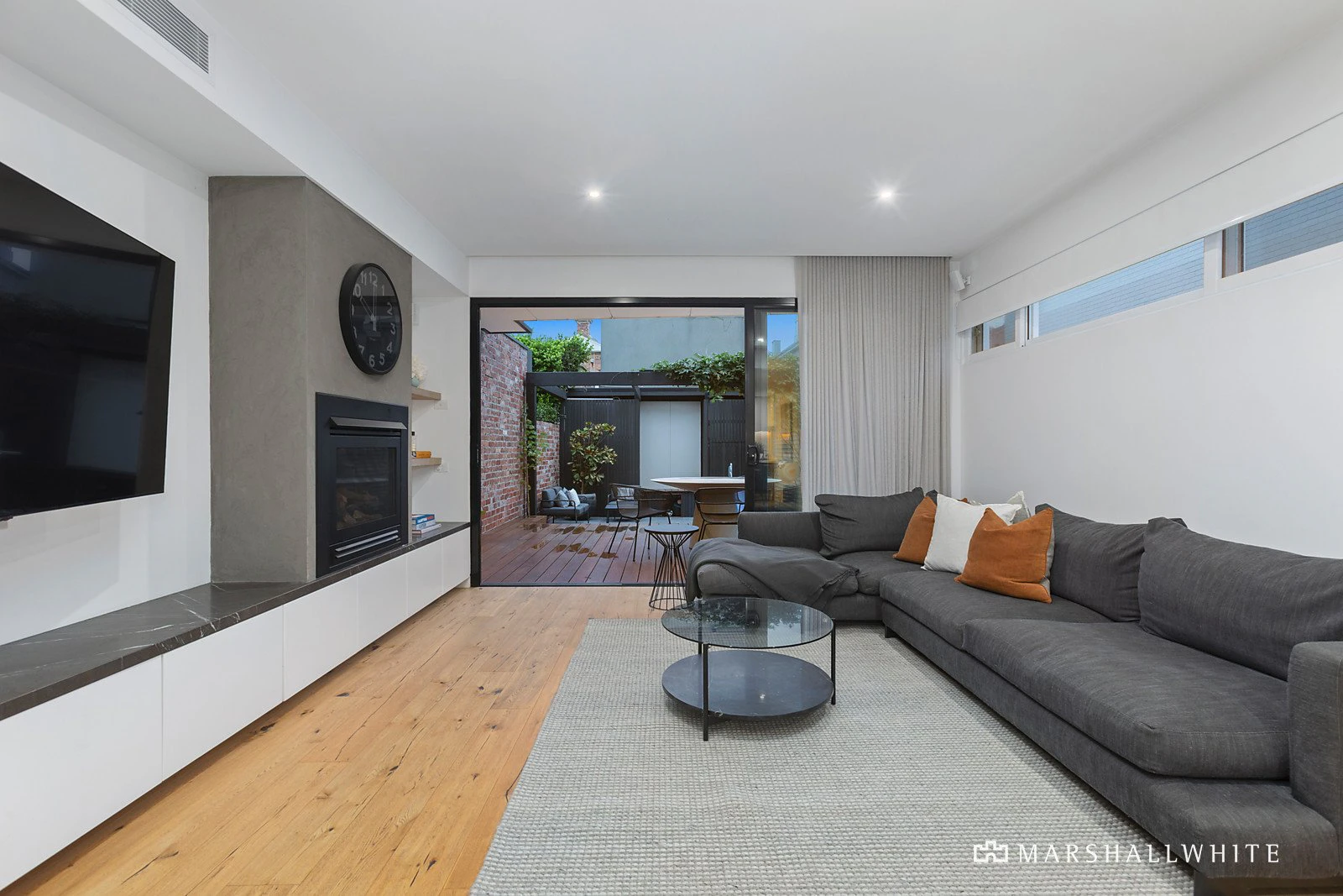2 Ashworth Street, Albert Park, VIC