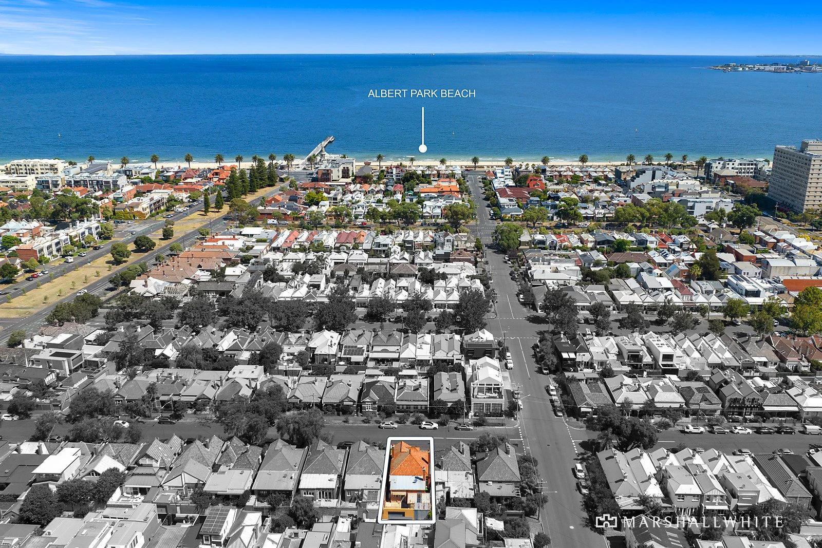 35 Dinsdale Street, Albert Park, VIC