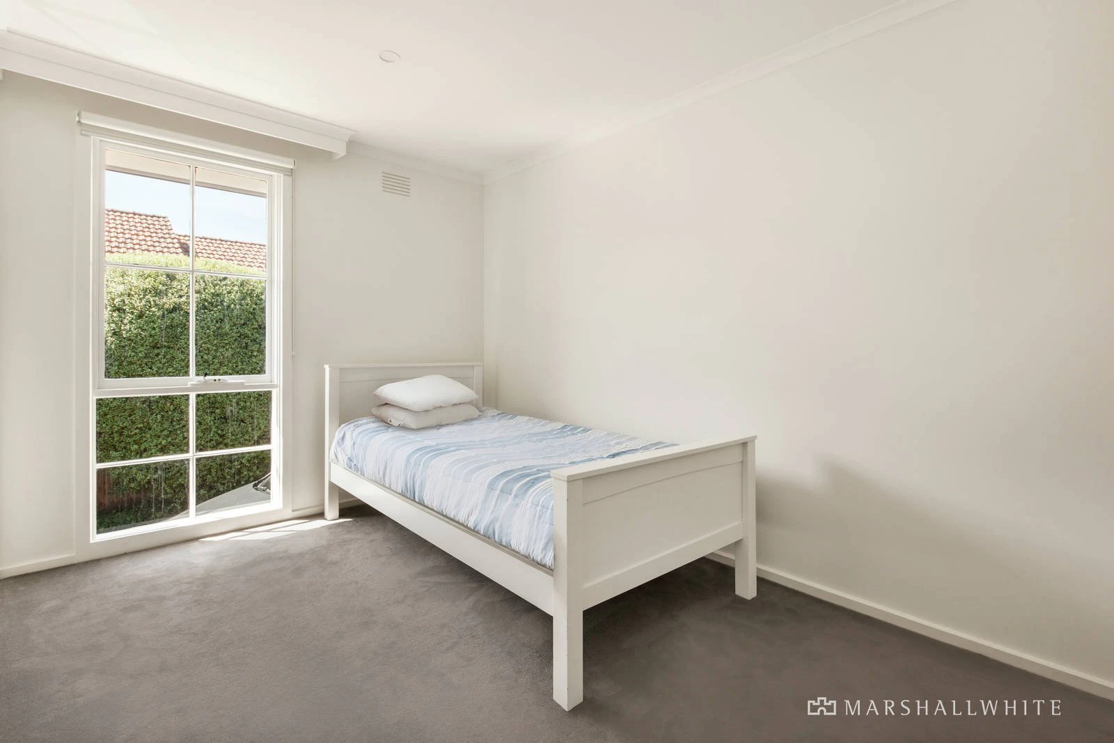 1/13 Benwerrin Road, Surrey Hills, VIC
