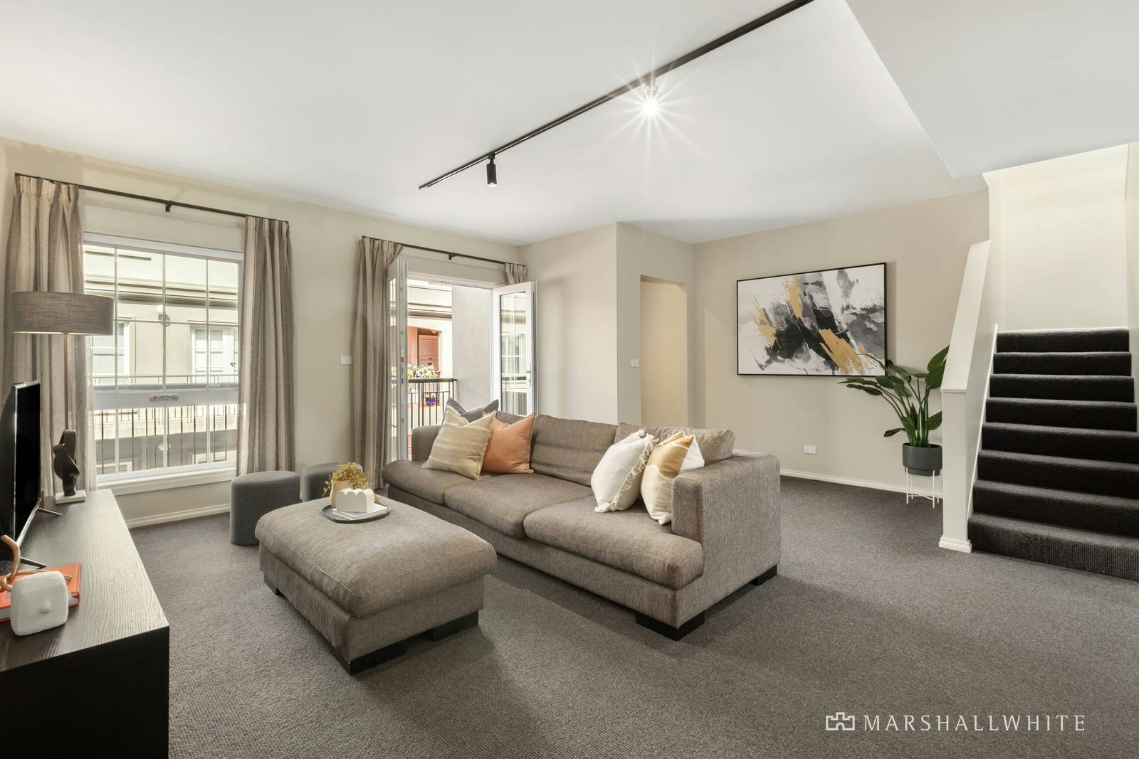 19/2 Henrietta Street, Hawthorn, VIC