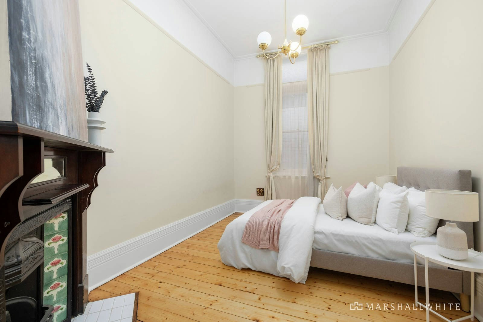 8 Longmore Street, St Kilda West, VIC