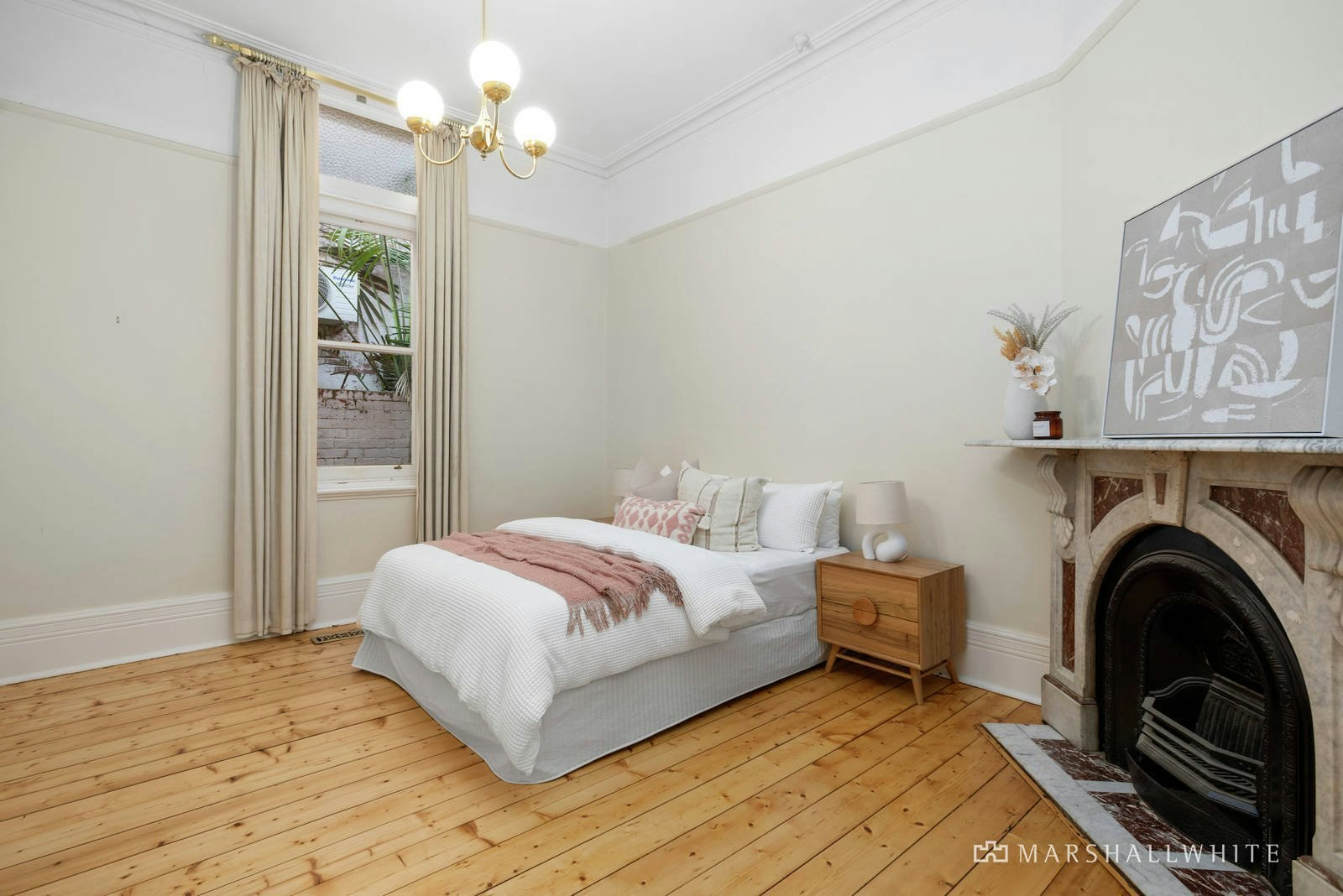 8 Longmore Street, St Kilda West, VIC