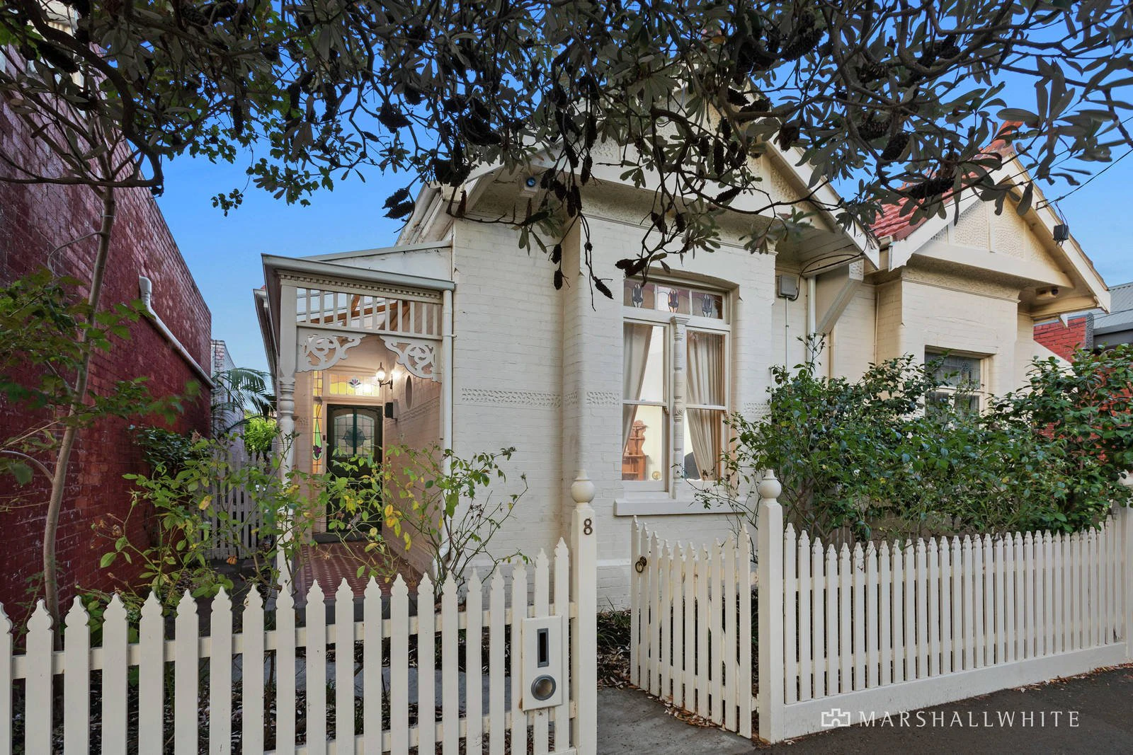 8 Longmore Street, St Kilda West, VIC