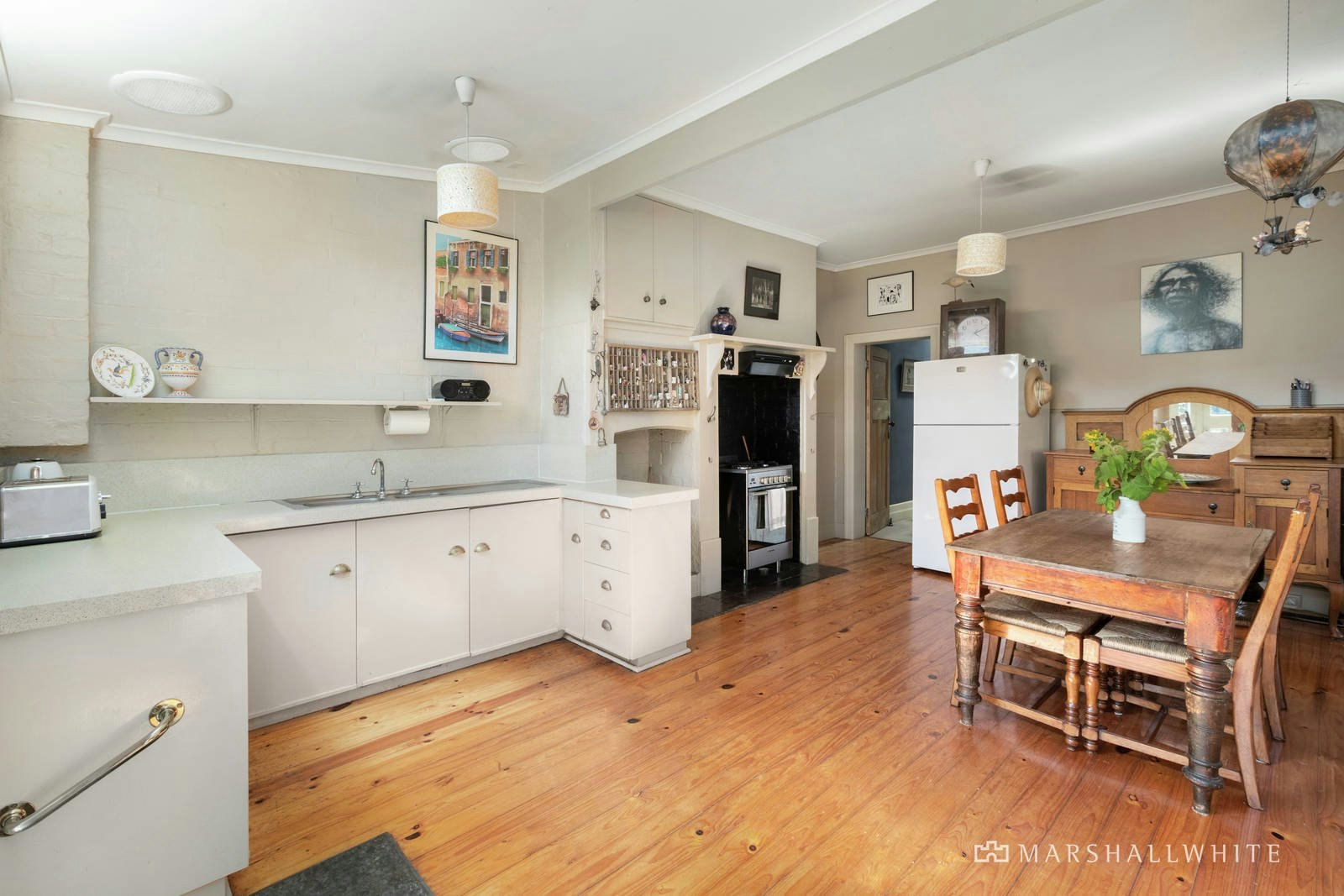 527 Tooronga Road, Hawthorn East, VIC