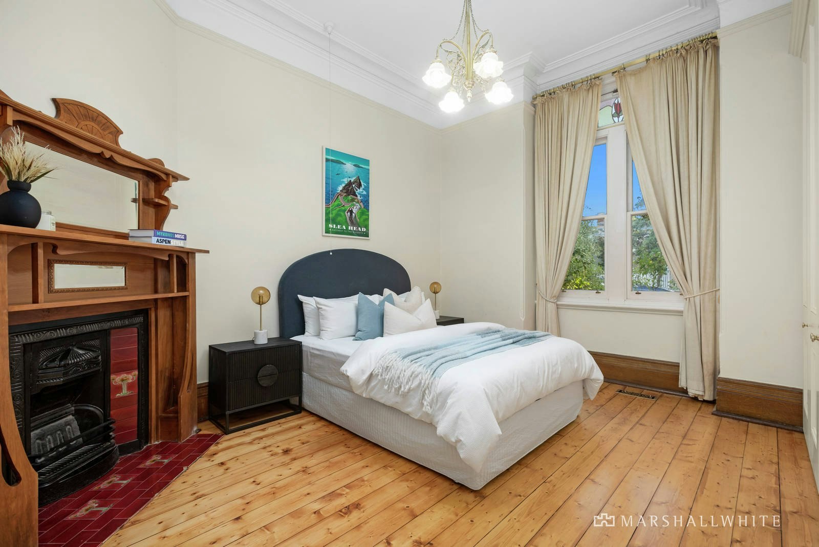 8 Longmore Street, St Kilda West, VIC