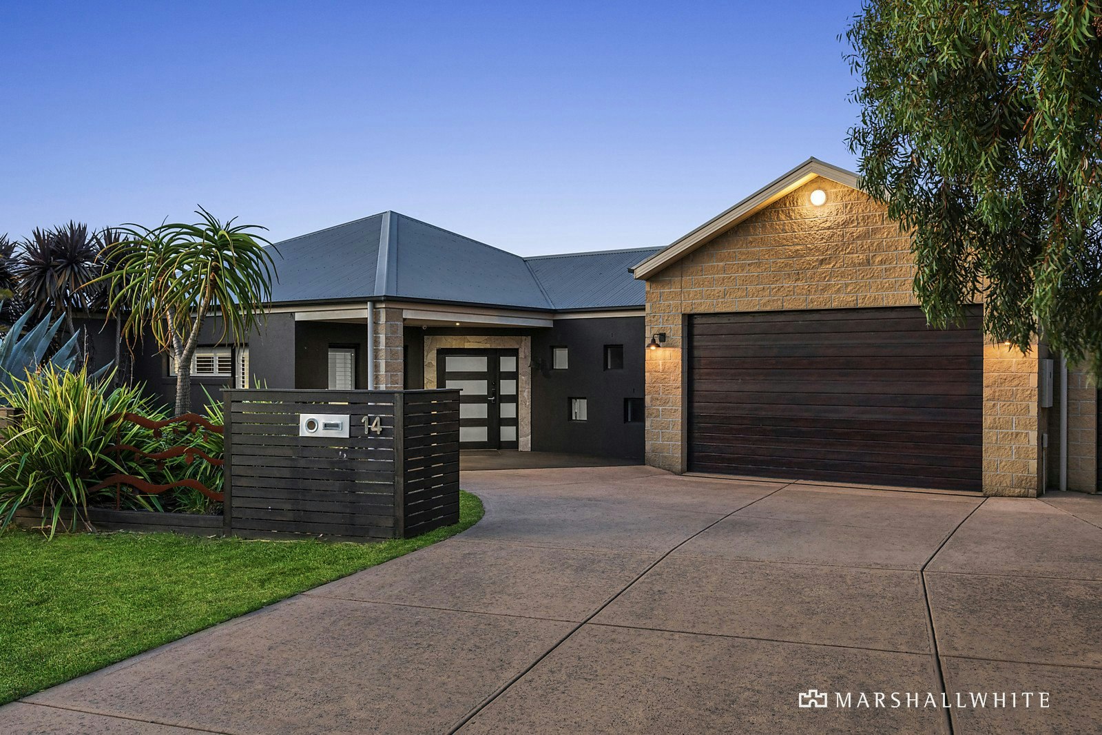 14 Marthas Ridge Drive, Mount Martha, VIC