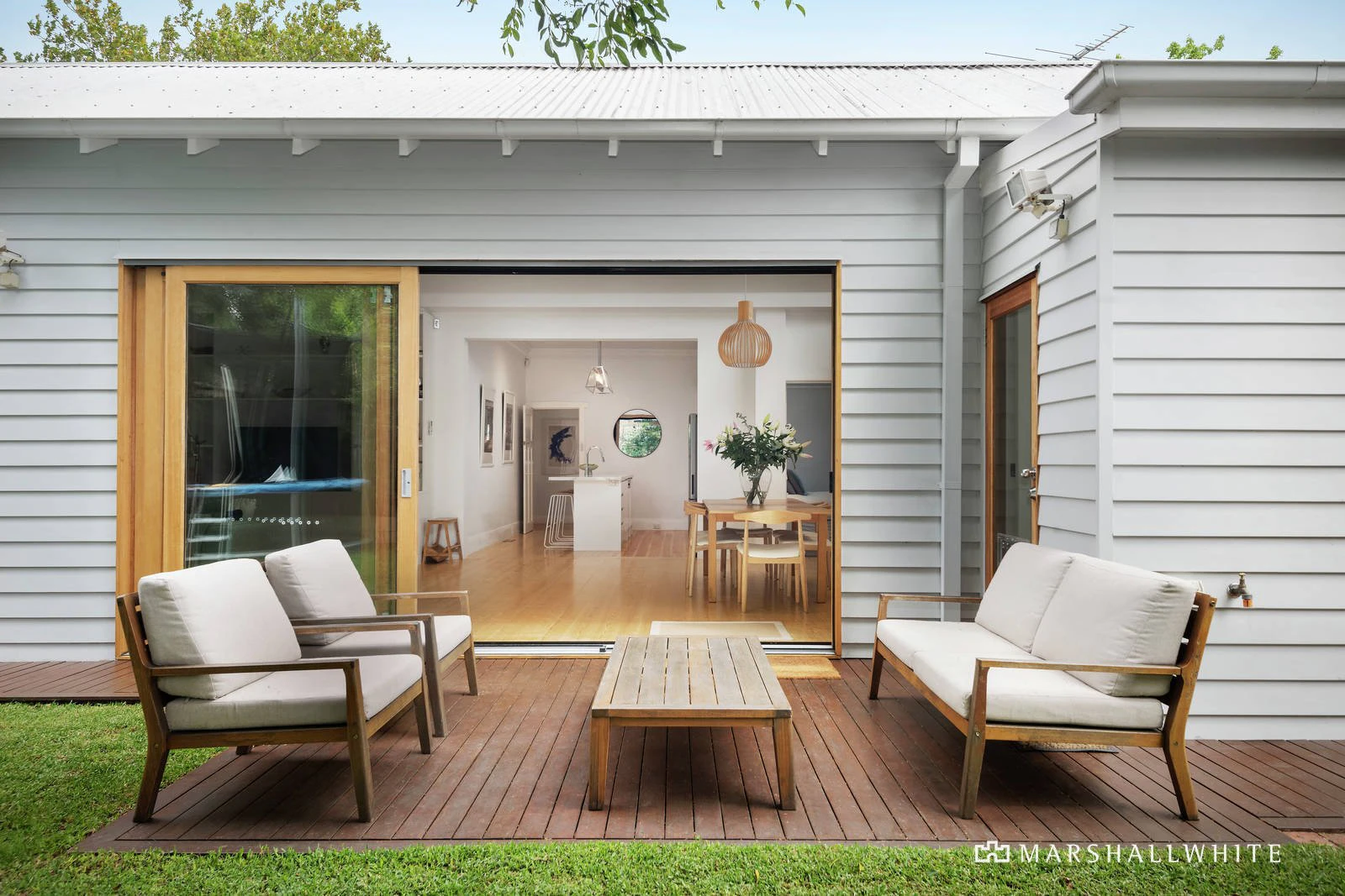 10 Sycamore Street, Malvern East, VIC