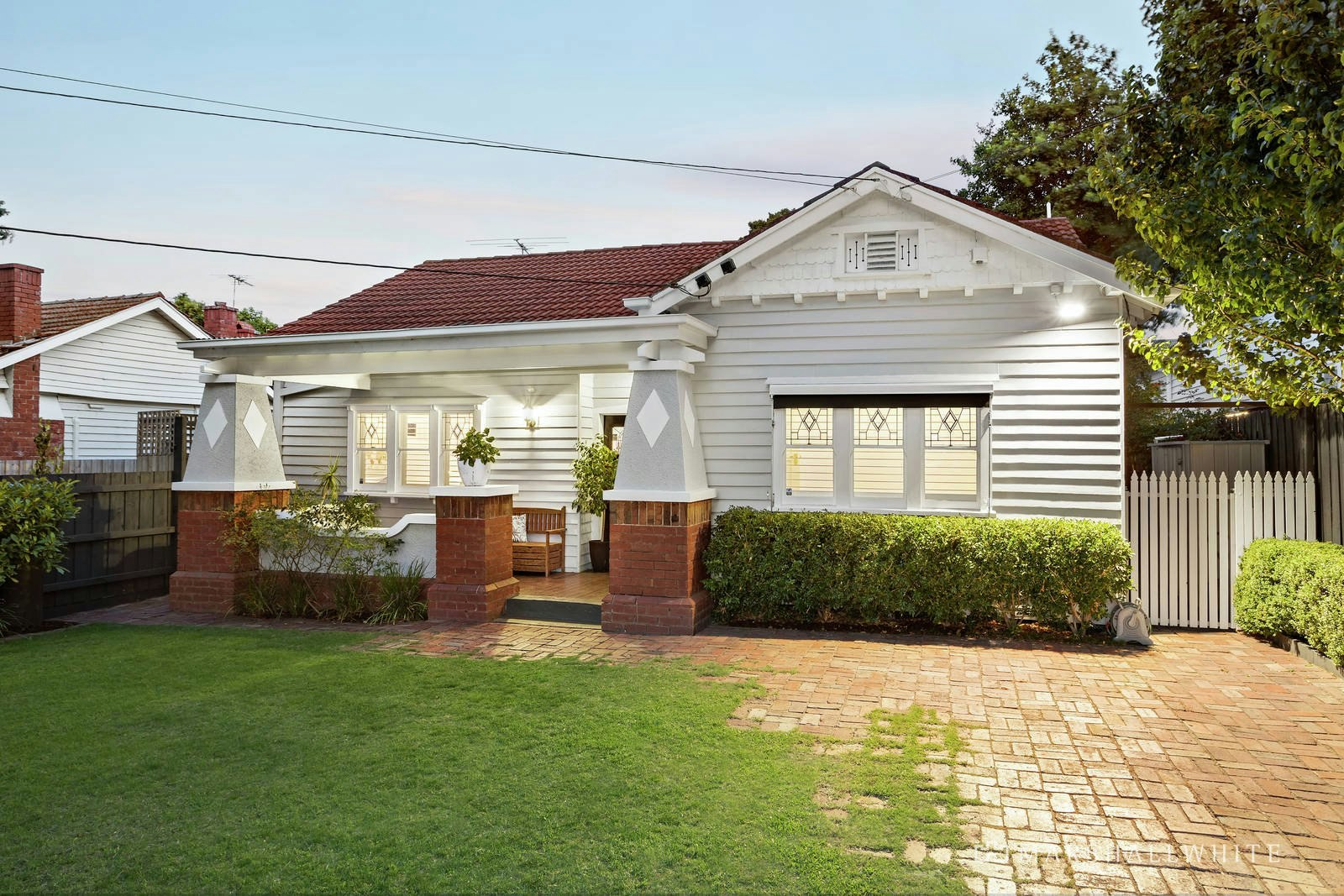 10 Sycamore Street, Malvern East, VIC