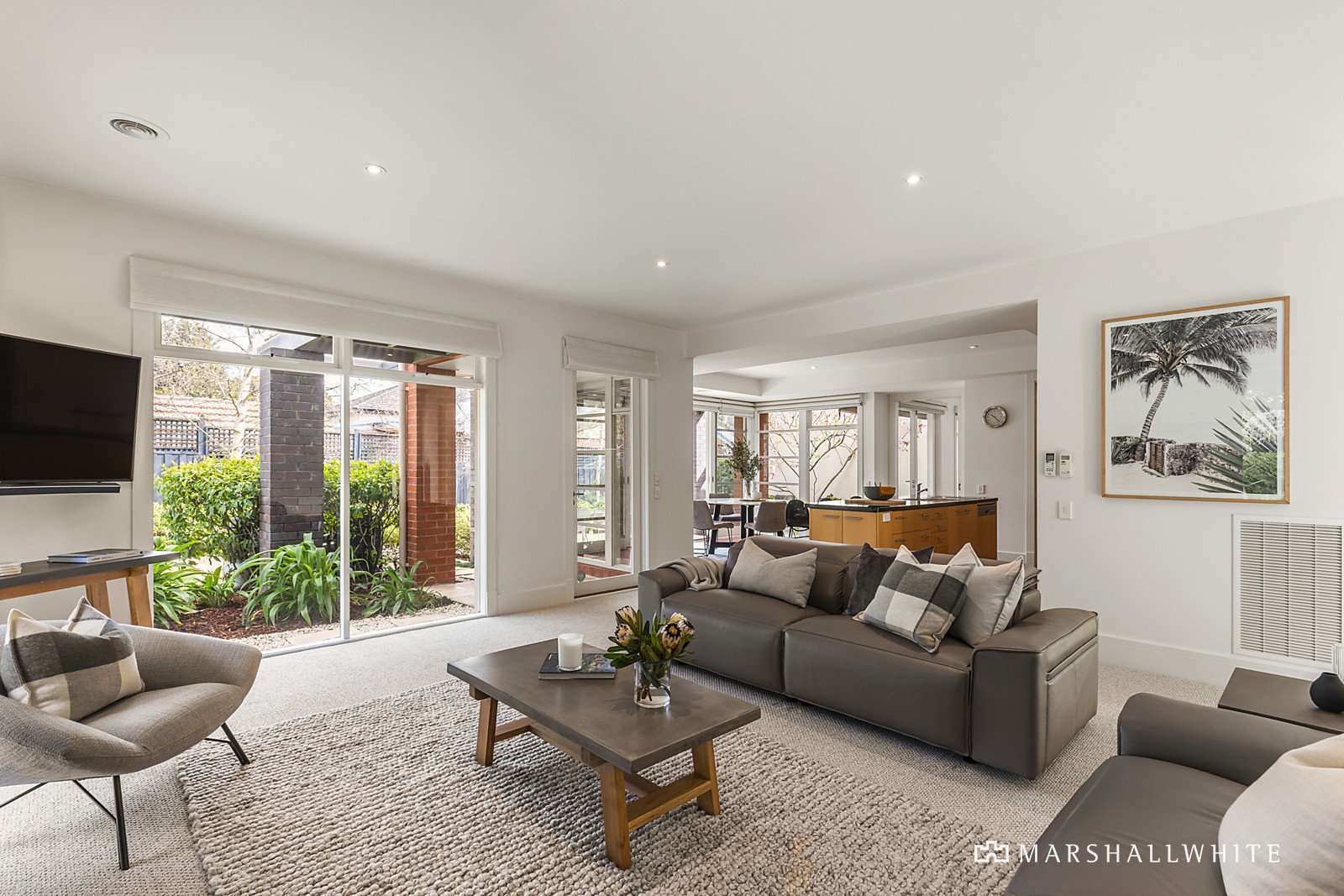 6 Irymple Avenue, Glen Iris - Thumbnail 4