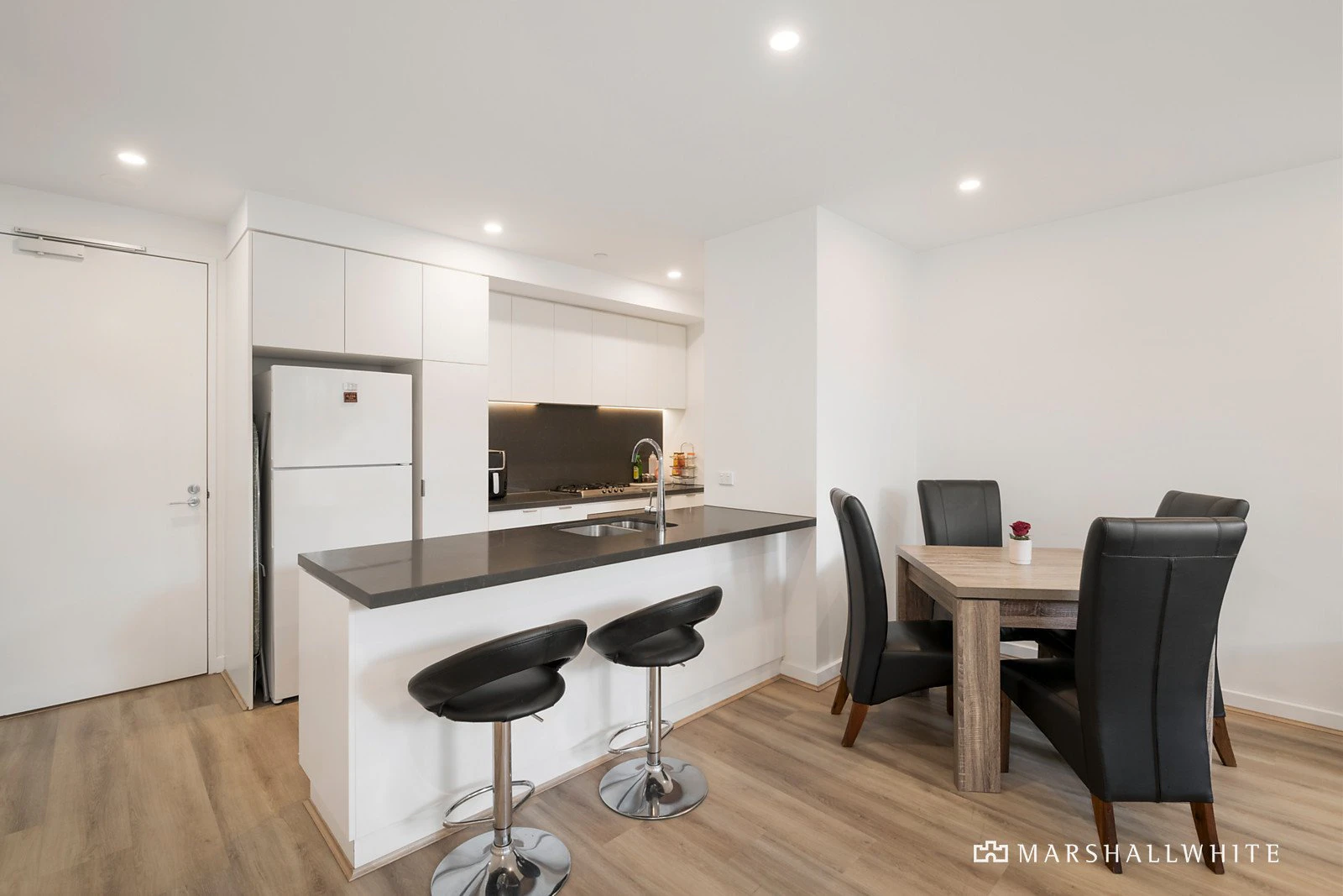 5/33-35 Queens Avenue, Doncaster, VIC