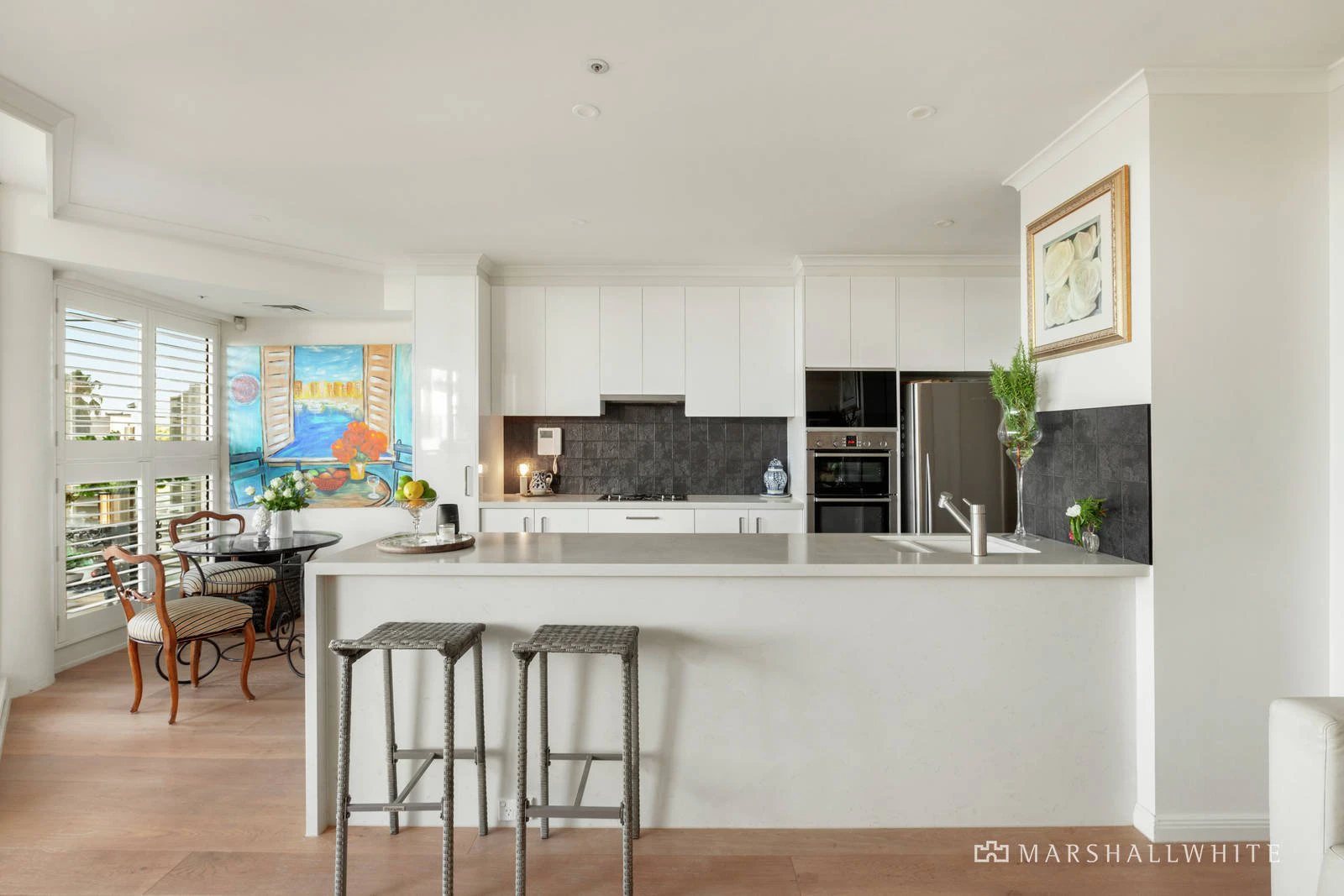 102/115 Beach Street, Port Melbourne, VIC