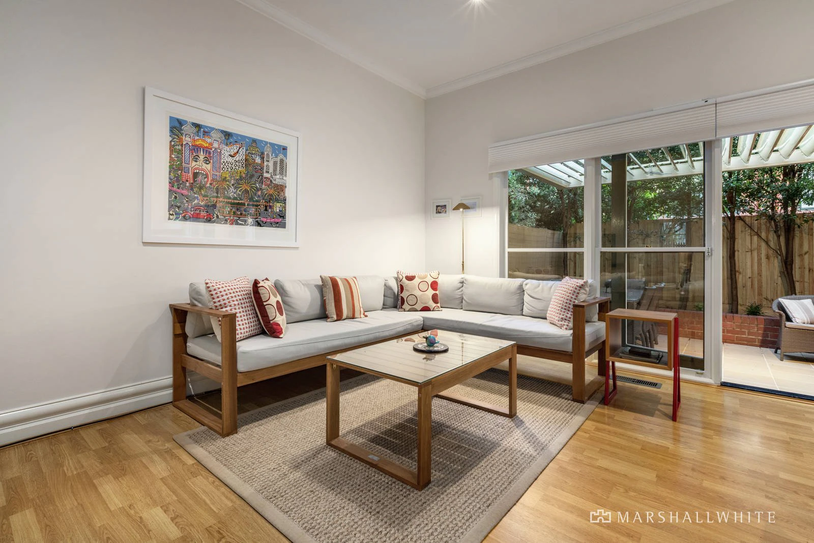 2D Hopetoun Avenue, Canterbury, VIC