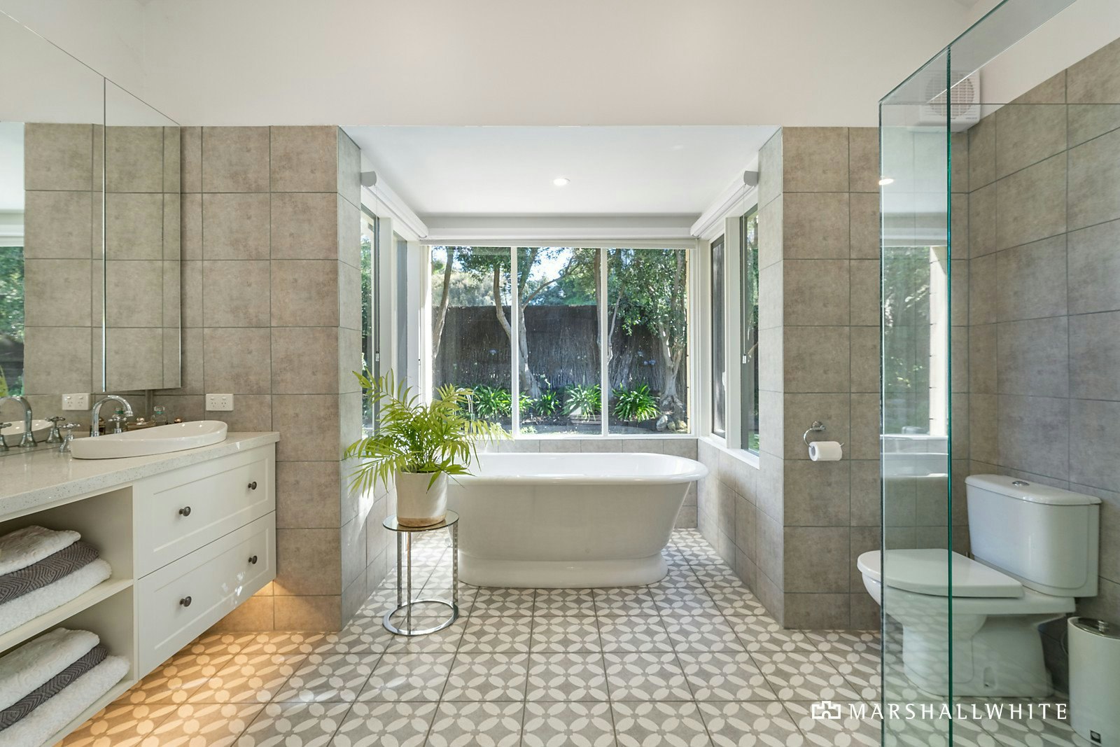 1 Wyuna Court, Portsea, VIC