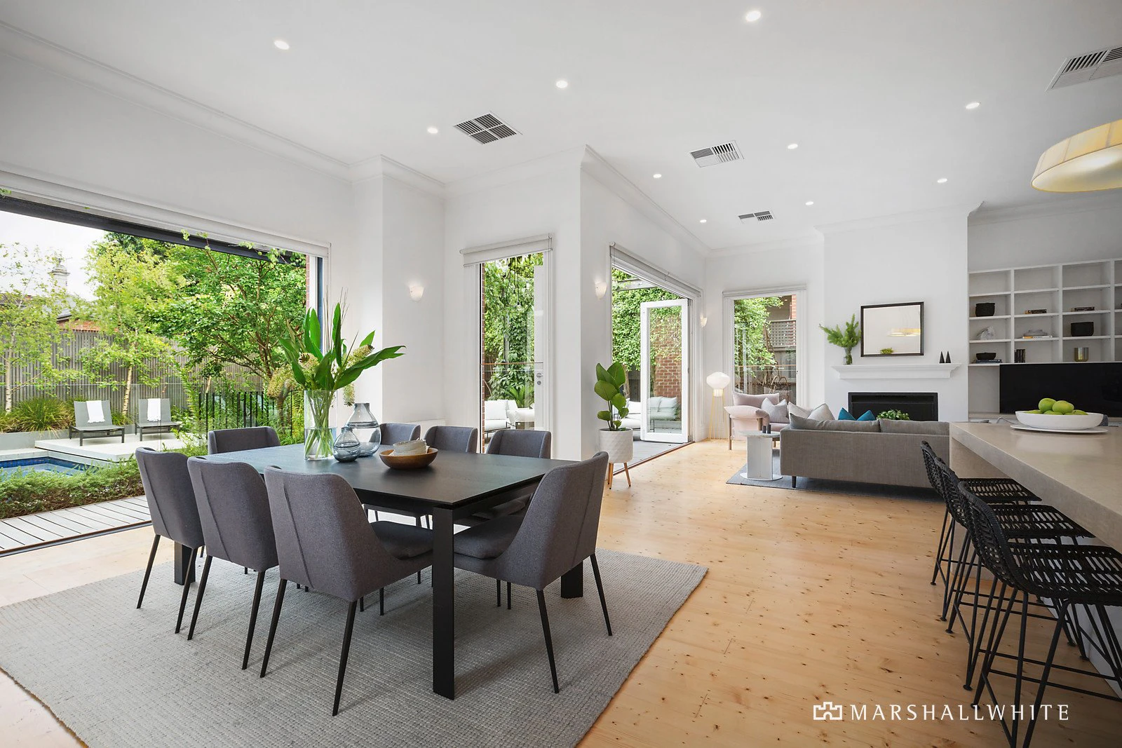 34 Glendearg Grove, Malvern, VIC
