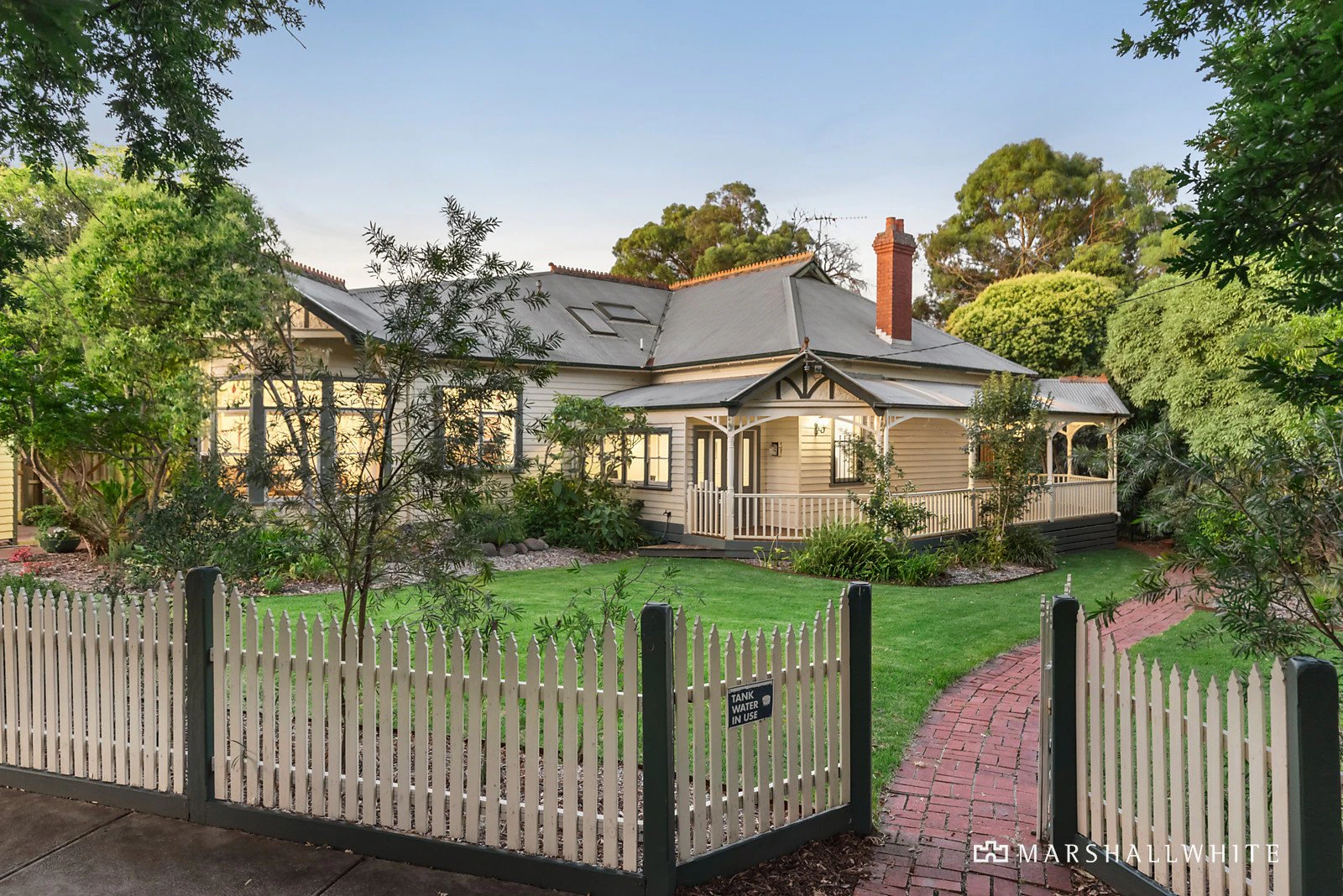 63 Victoria Crescent, Mont Albert, VIC