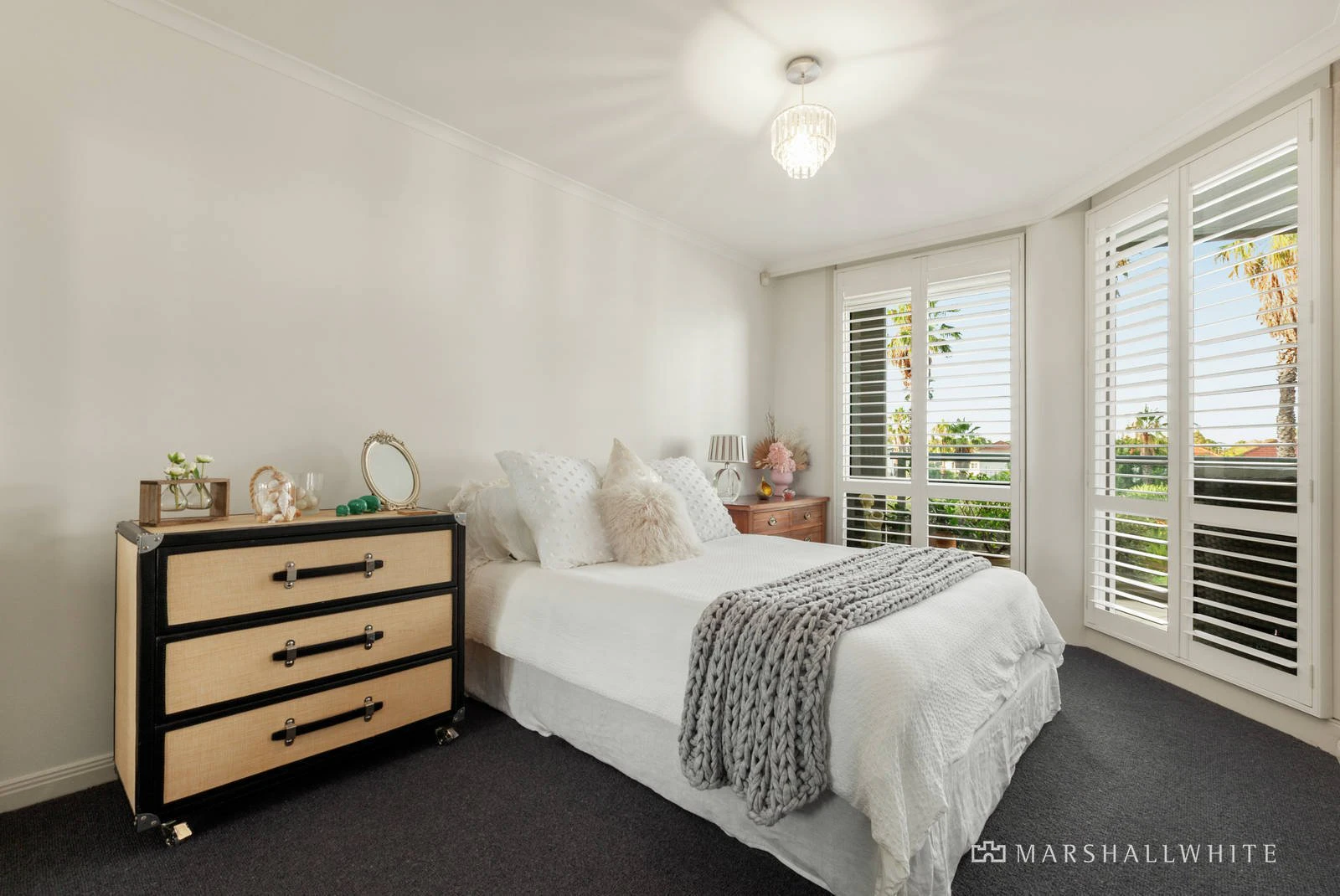 102/115 Beach Street, Port Melbourne, VIC