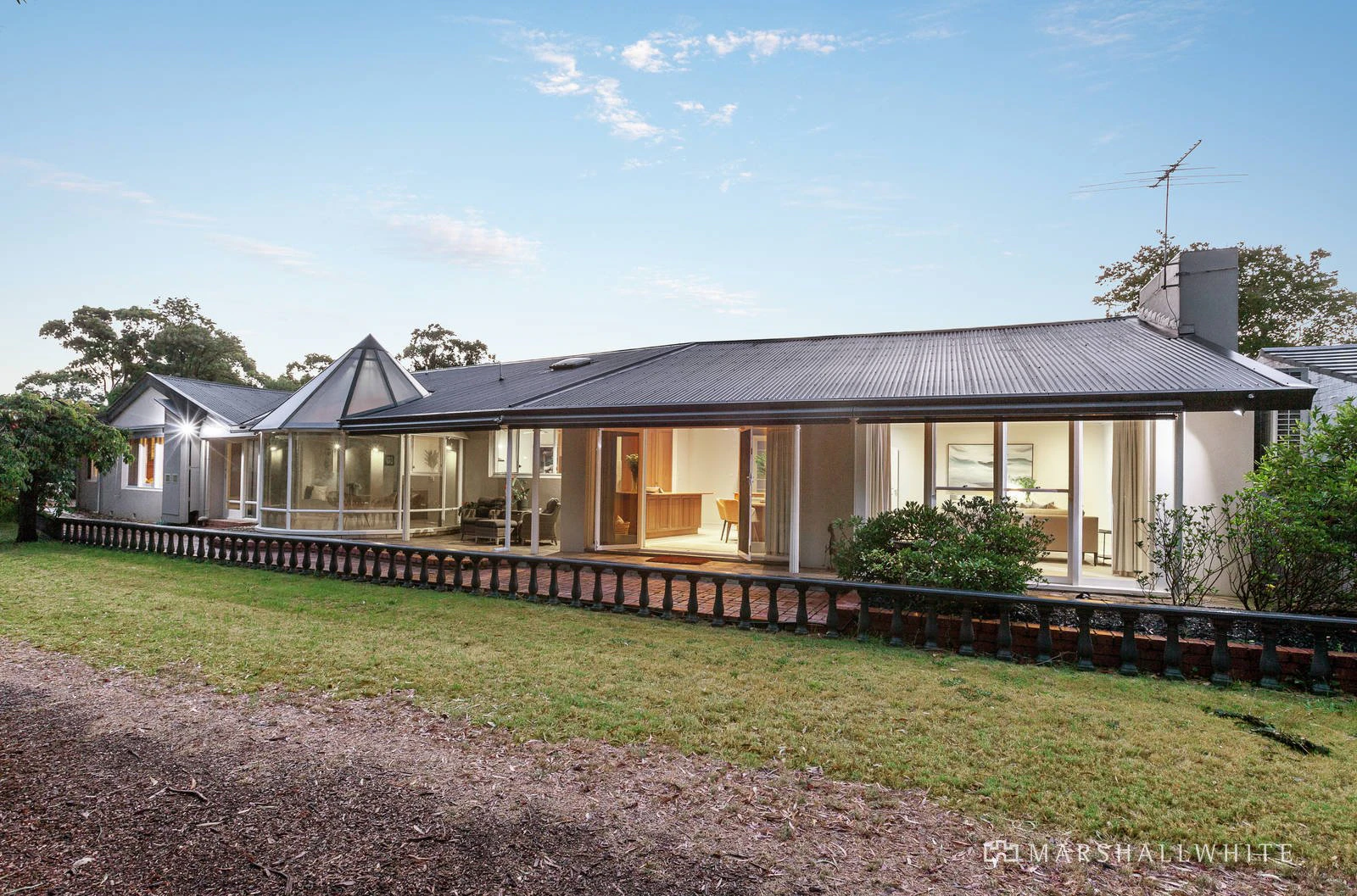 11 Barholme Court, Oakleigh South, VIC