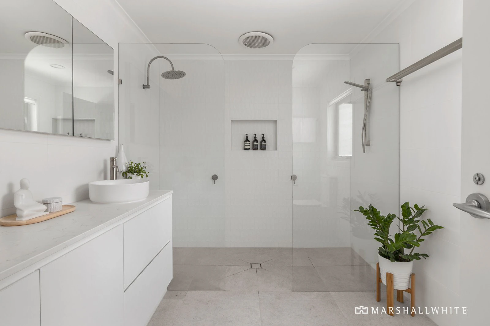 138 Beach Street, Port Melbourne, VIC