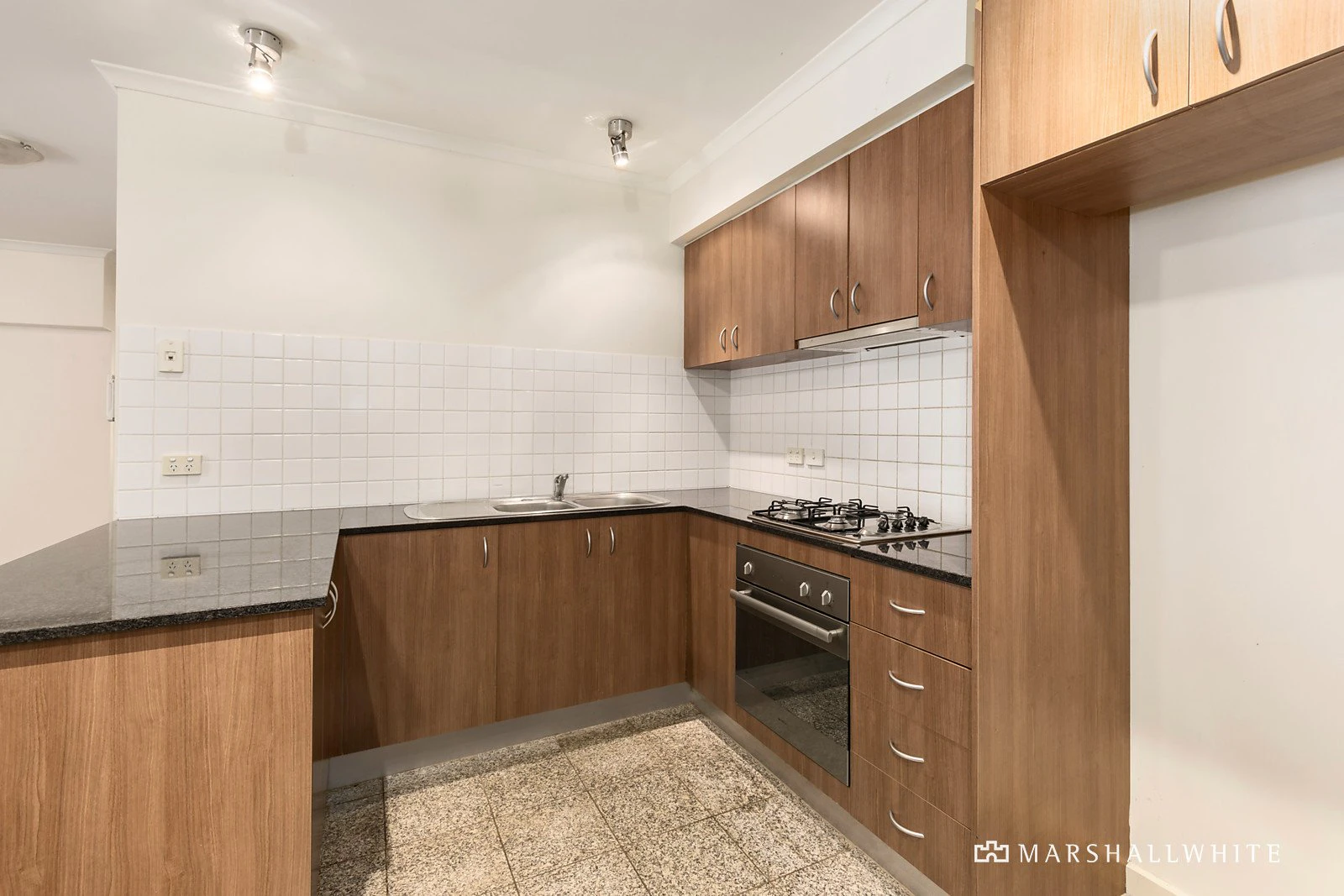 16/75-77 Tram Road, Doncaster, VIC