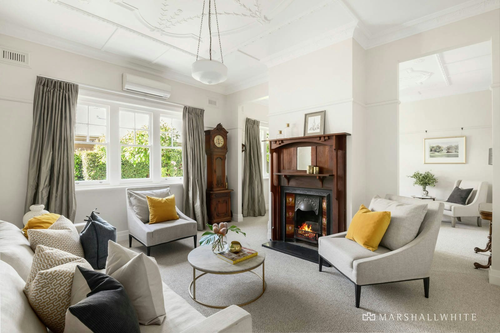 6 Louise Avenue, Mont Albert, VIC