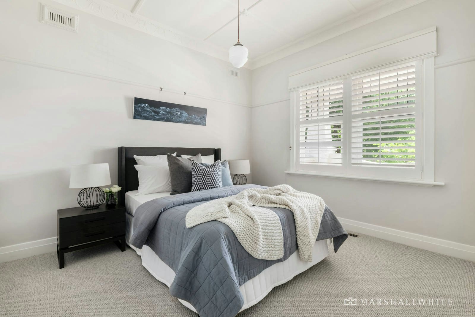 6 Louise Avenue, Mont Albert, VIC