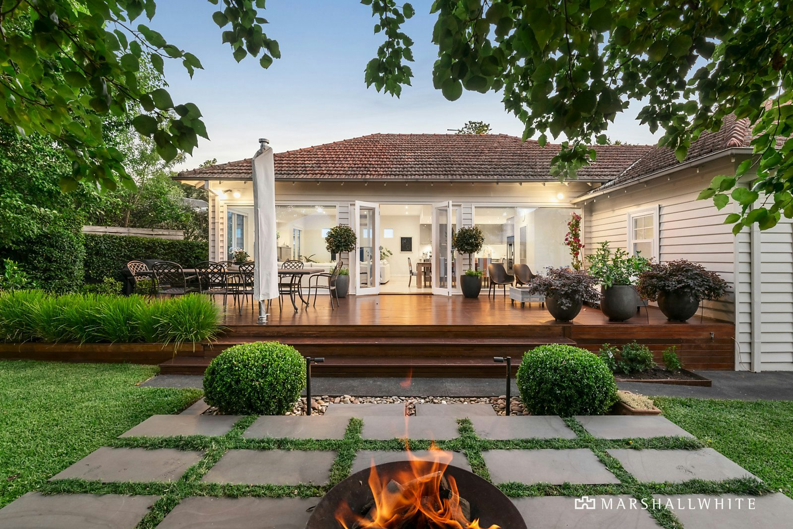 6 Louise Avenue, Mont Albert, VIC