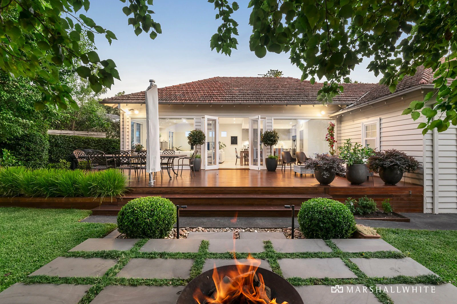 6 Louise Avenue, Mont Albert, VIC